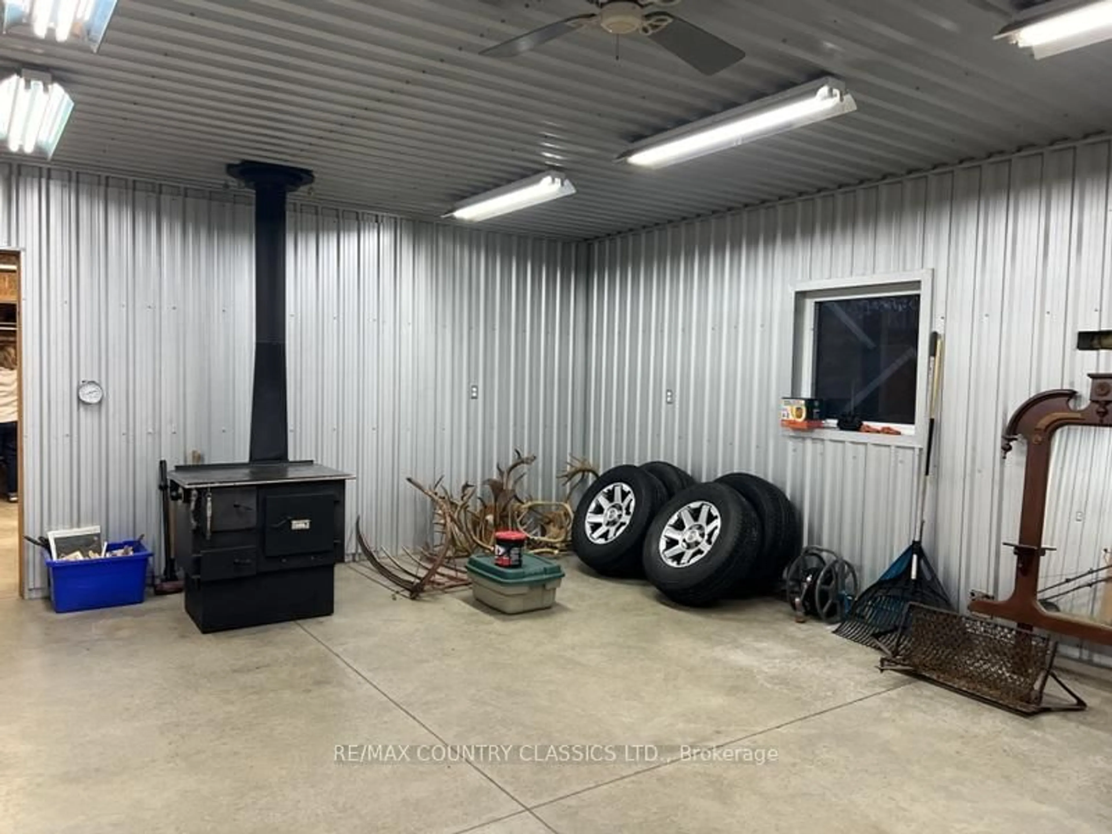 Indoor garage for 90 Golden Shores Rd, Bancroft Ontario K0L 1C0