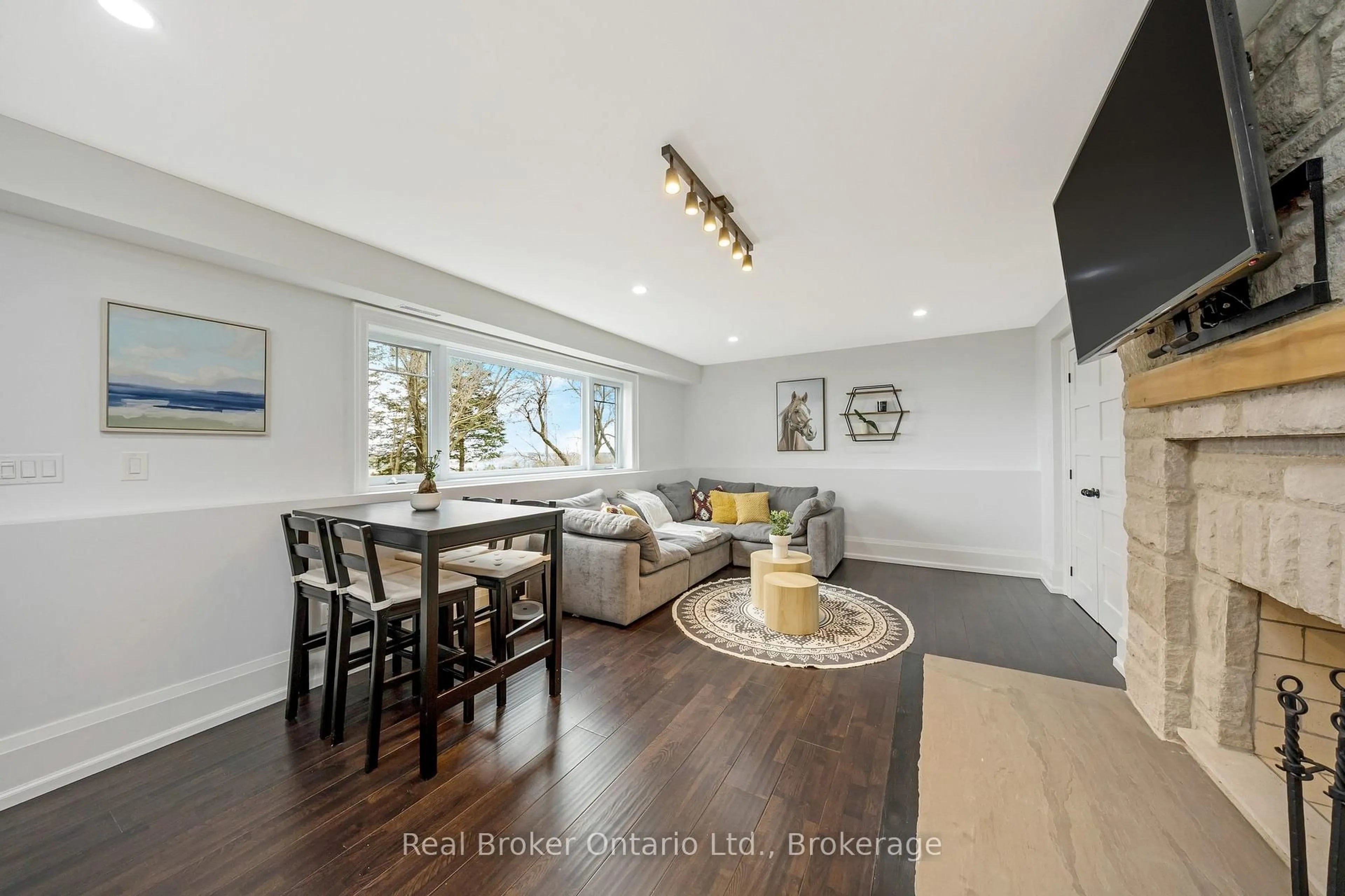 Open concept kitchen, wood/laminate floor for 5938 Trafalgar Rd, Erin Ontario N0B 1Z0