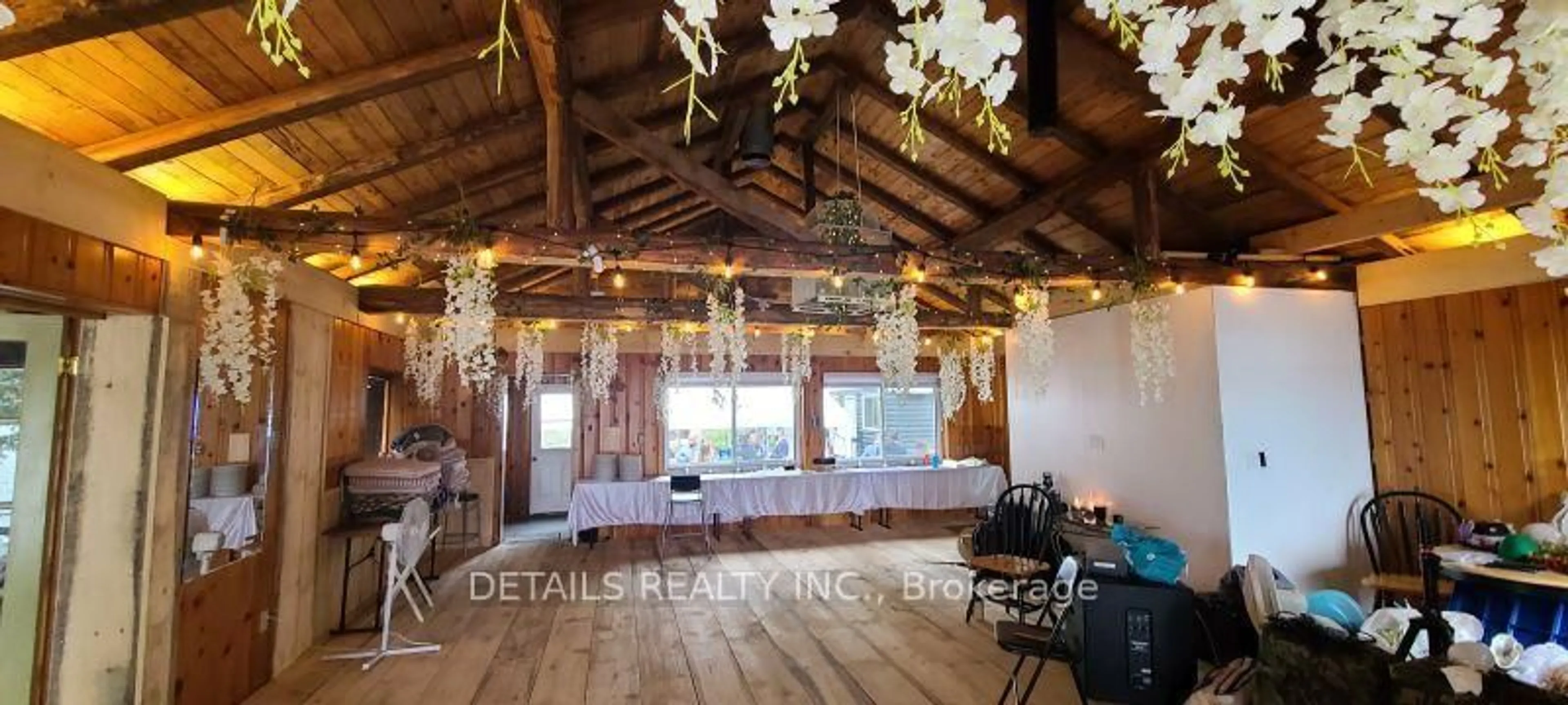 A pic of a room for 411 Pickerel Bay Rd, White Lake Ontario K0A 3L0