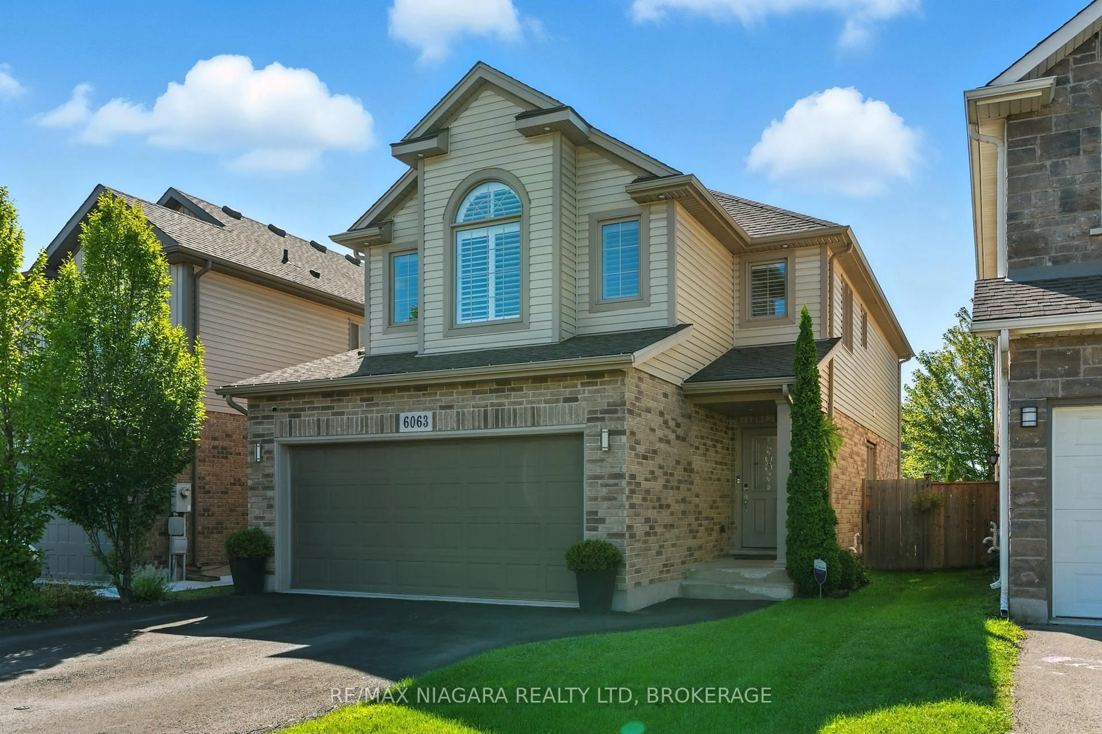 Home with brick exterior material, street for 6063 Fausta Blvd, Niagara Falls Ontario L2H 0J1
