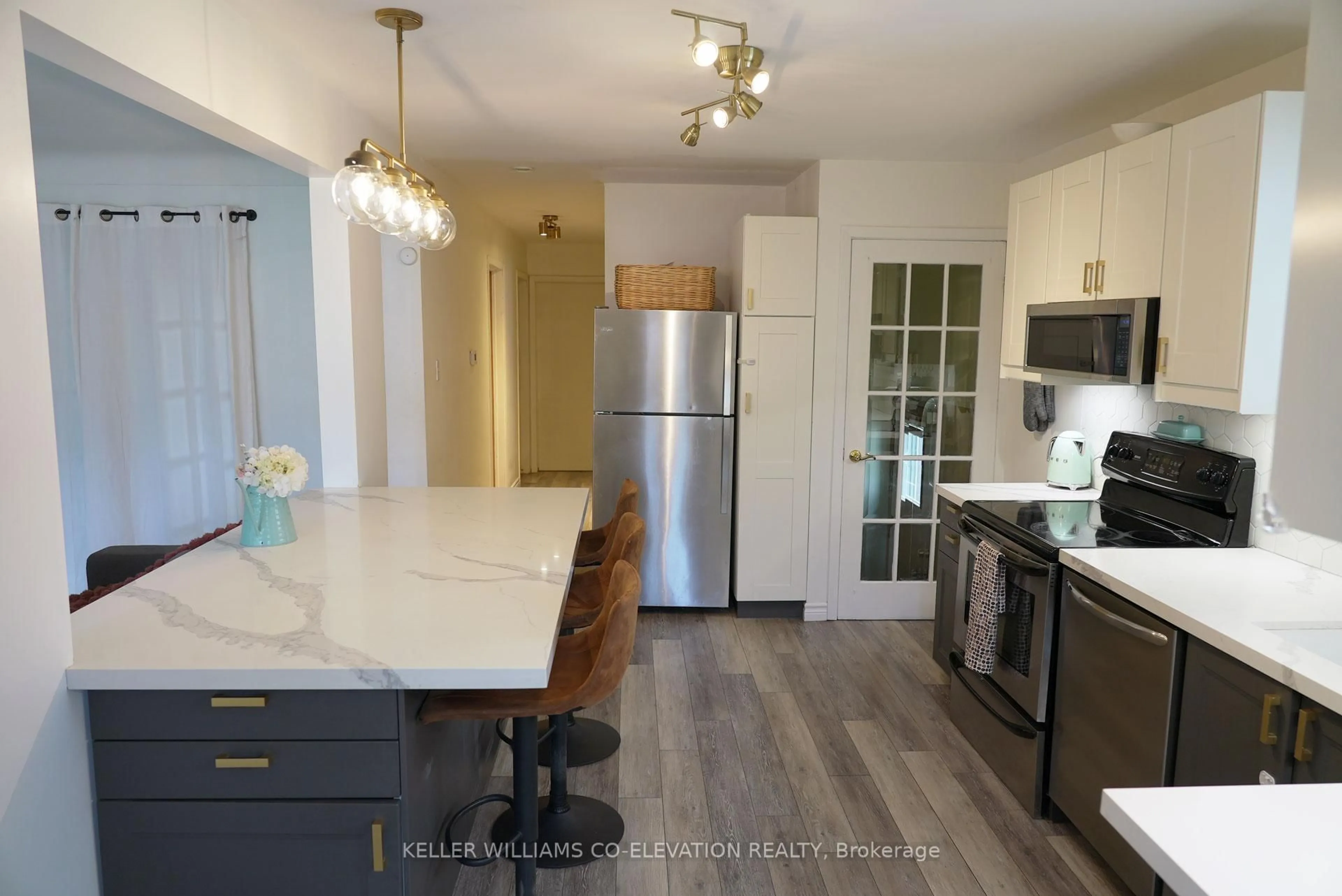 Open concept kitchen, unknown for 5 Mountain Ave, Hamilton Ontario L8G 3Z5