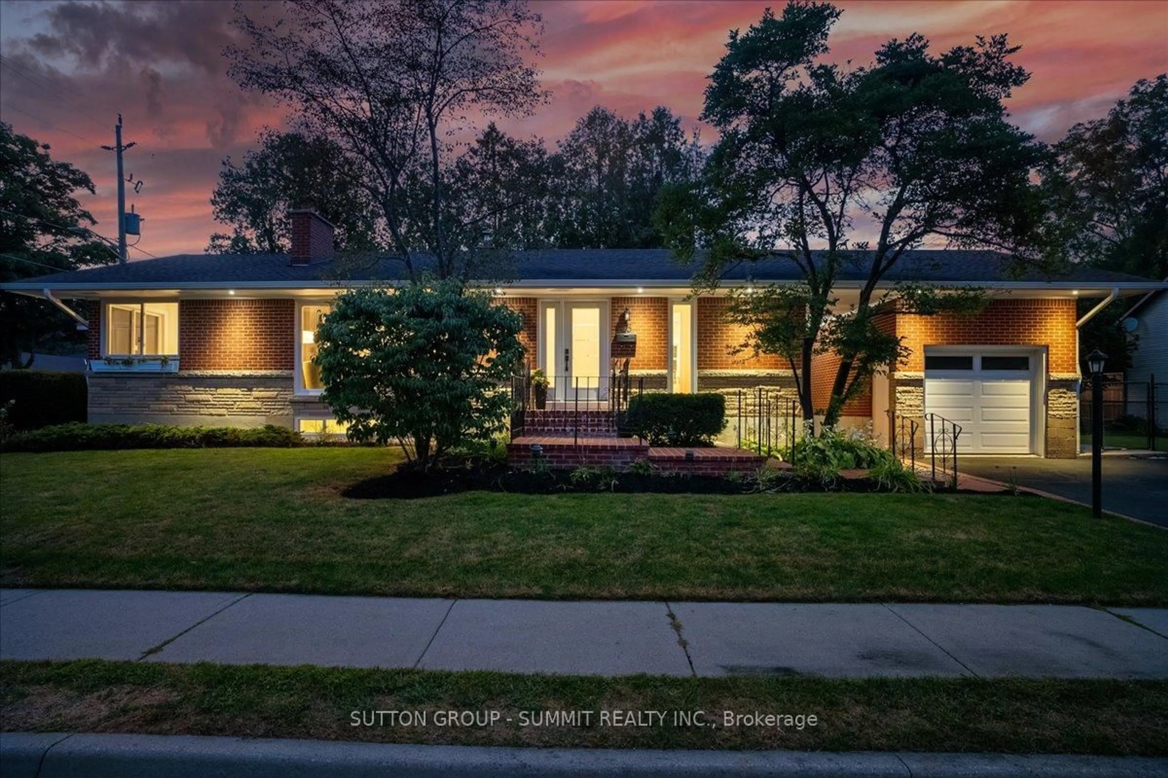 Home with brick exterior material, street for 25 Elgin St, Hamilton Ontario L0R 2H0