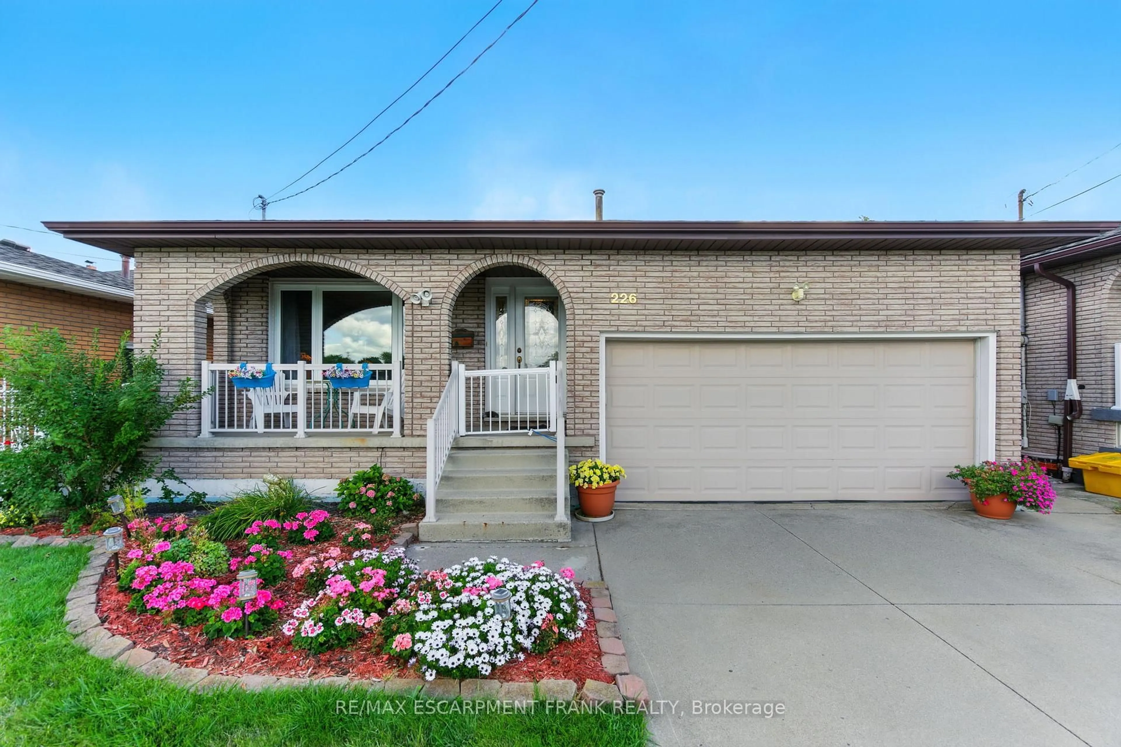 Unknown for 226 Carson Dr, Hamilton Ontario L8T 4W2