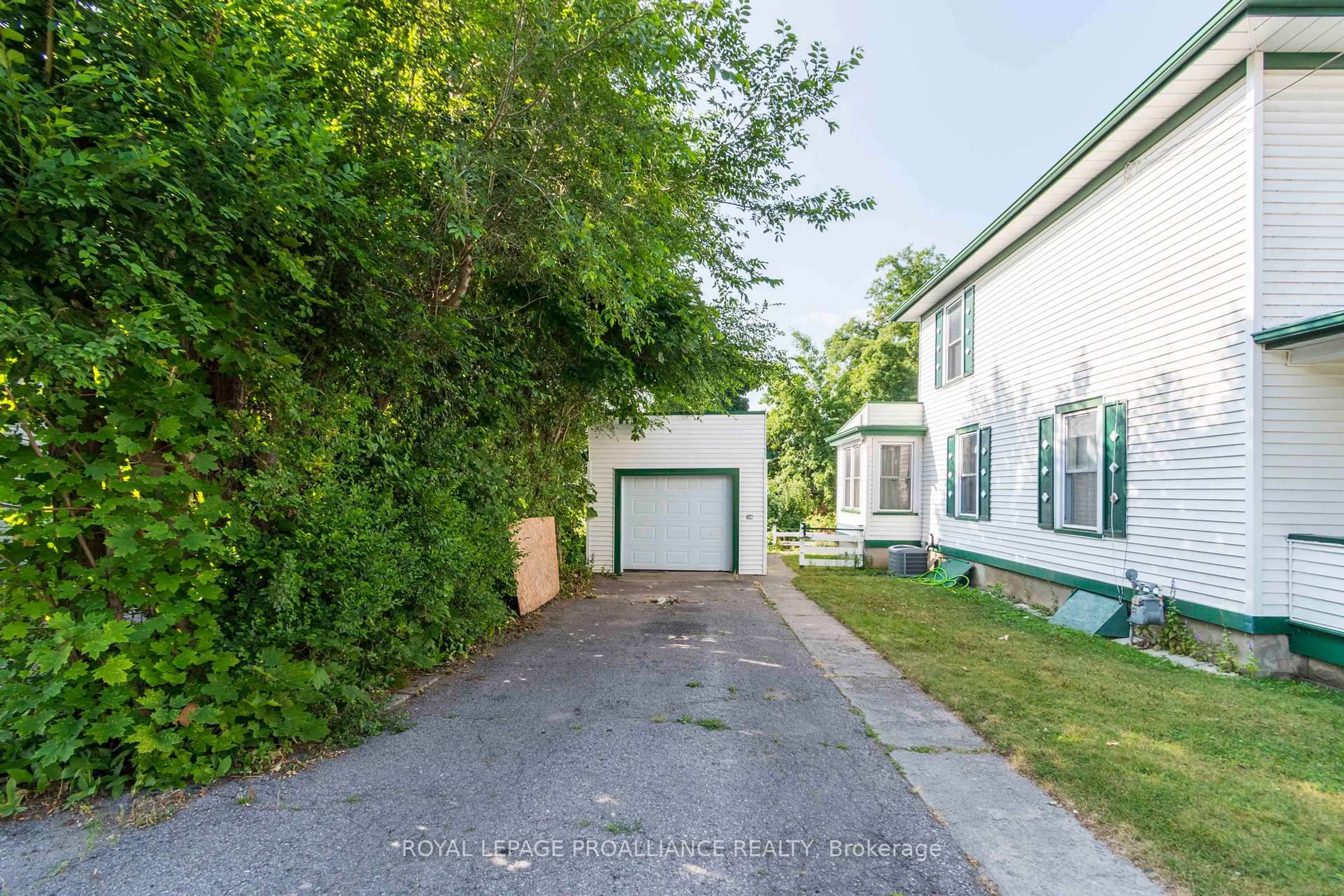 A pic from outside/outdoor area/front of a property/back of a property/a pic from drone, street for 83 Spring St, Quinte West Ontario K8V 3Y9