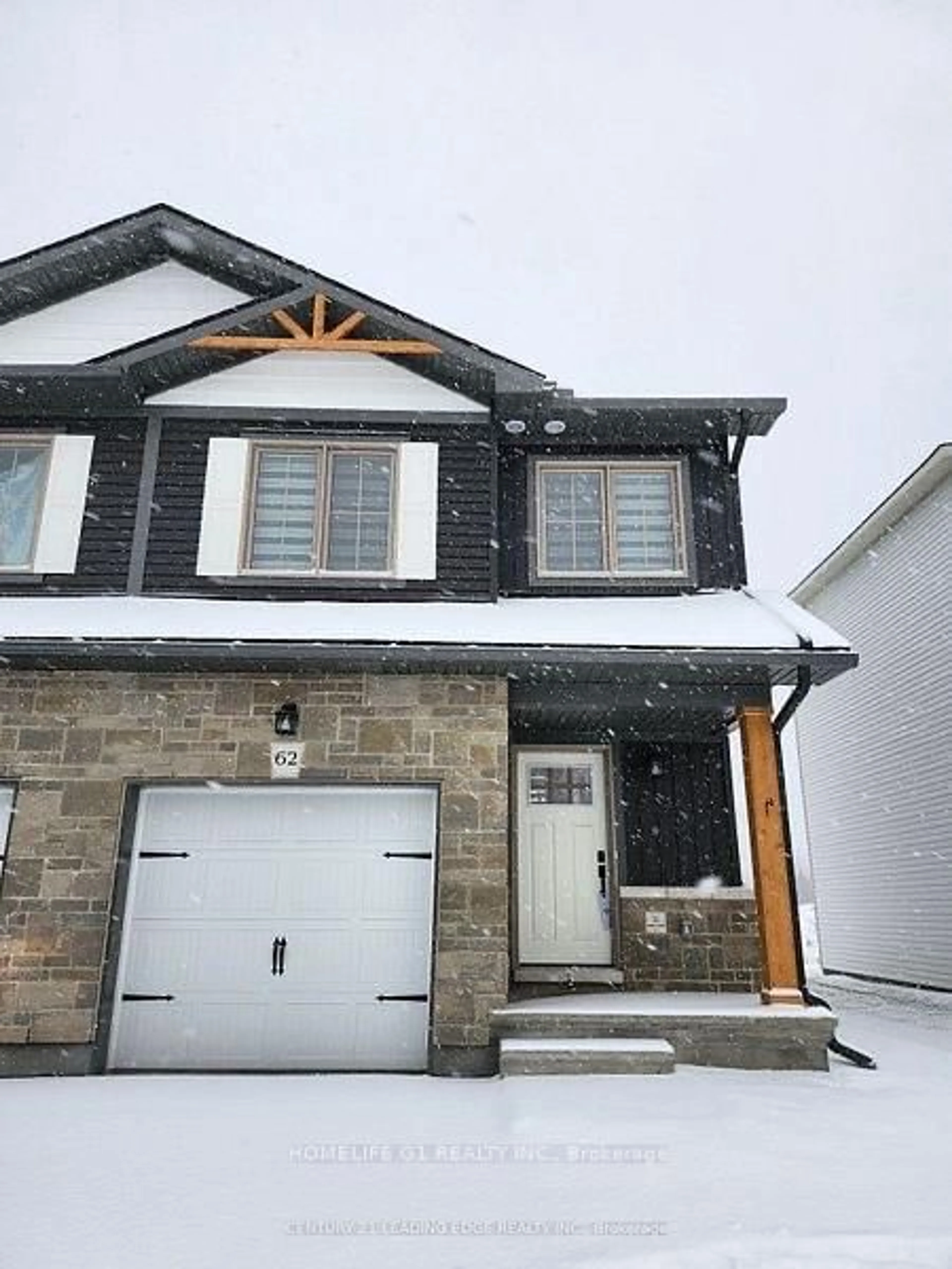 Unknown for 62 Staples Blvd, Smiths Falls Ontario K7A 0A5