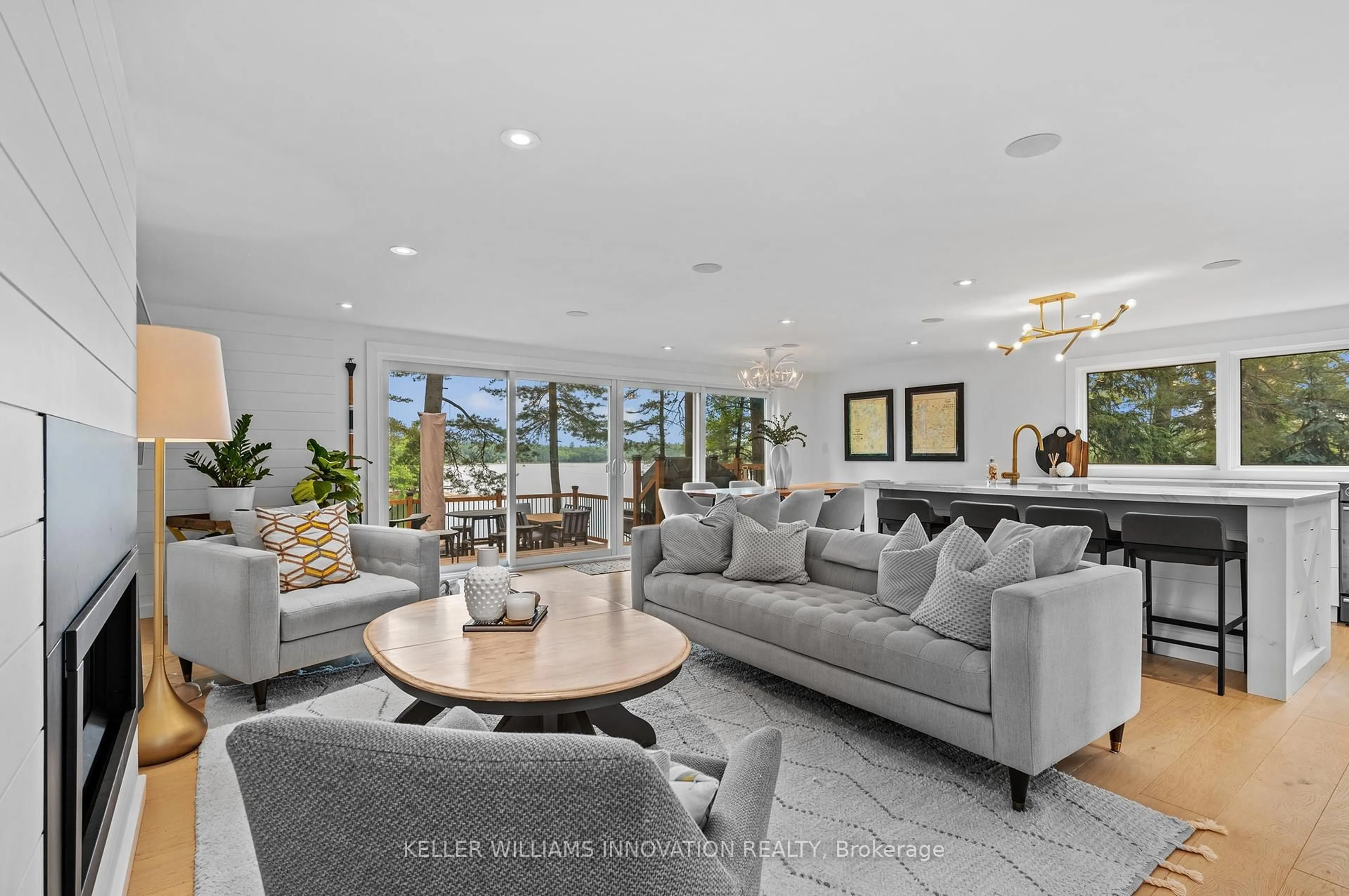 Living room with furniture, unknown for 2872 Muskoka Road 118, Muskoka Lakes Ontario P0B 1J0