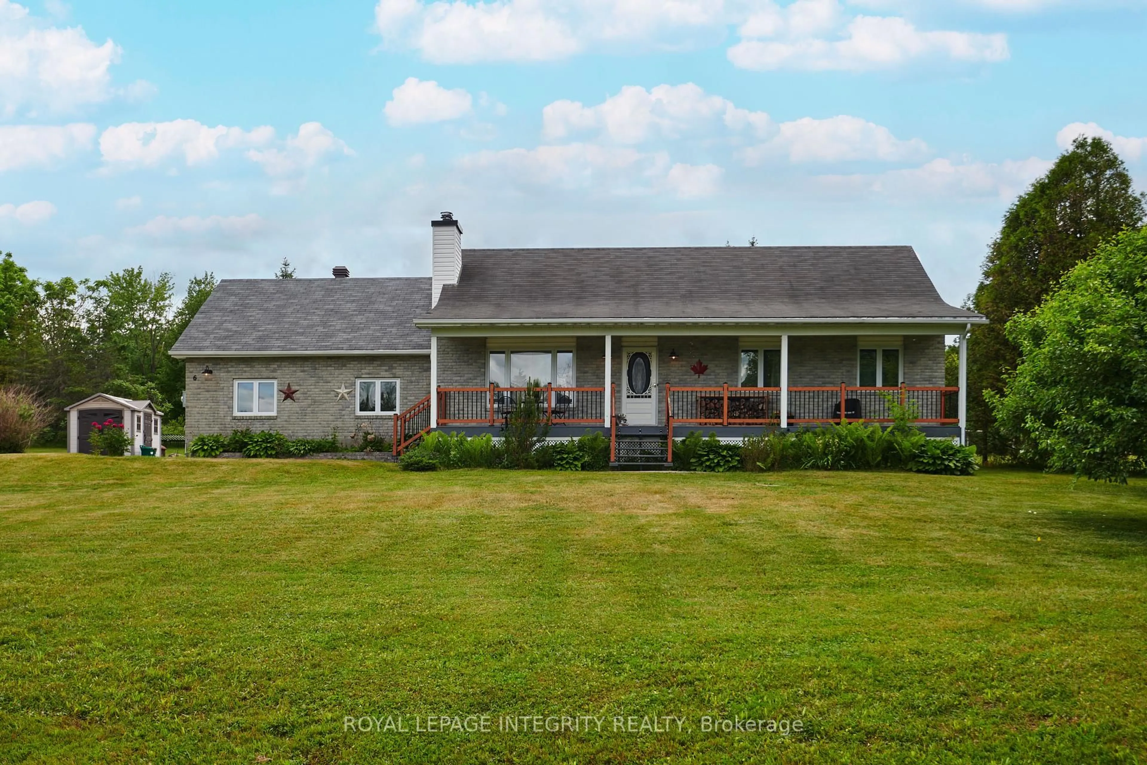 A pic from outside/outdoor area/front of a property/back of a property/a pic from drone, unknown for 6 Aimee Lane, North Grenville Ontario K0G 1S0