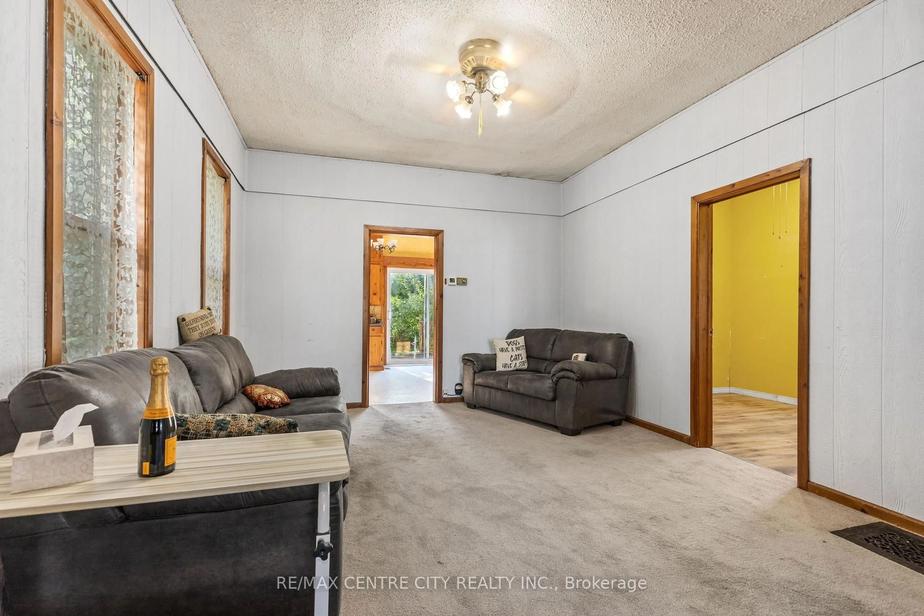 Unknown for 30 Yarwood St, St. Thomas Ontario N5P 2Y3