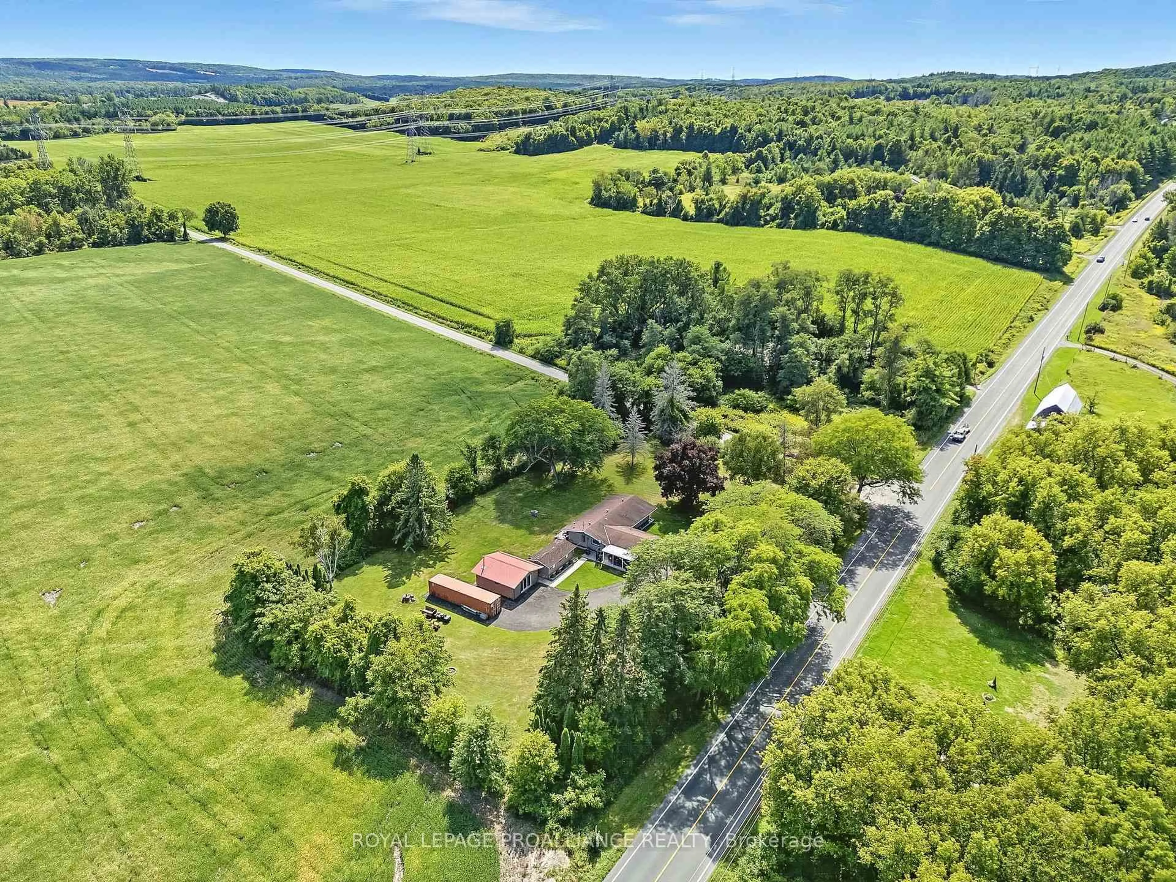 A pic from outside/outdoor area/front of a property/back of a property/a pic from drone, unknown for 1153 County Road 27 Rd, Brighton Ontario K0K 1R0