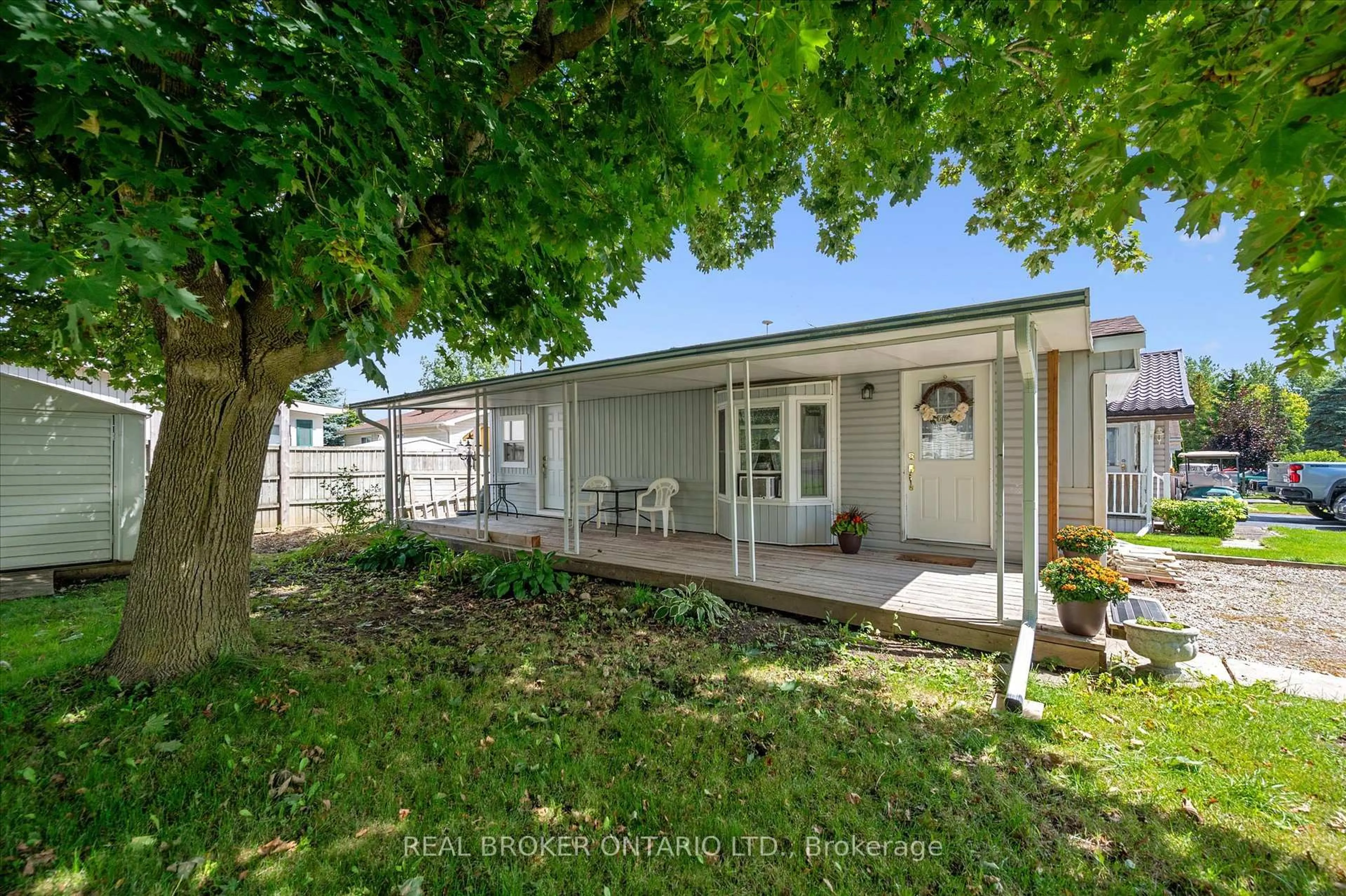 A pic from outside/outdoor area/front of a property/back of a property/a pic from drone, street for 445 Pine Pass, Centre Wellington Ontario N1M 2W5