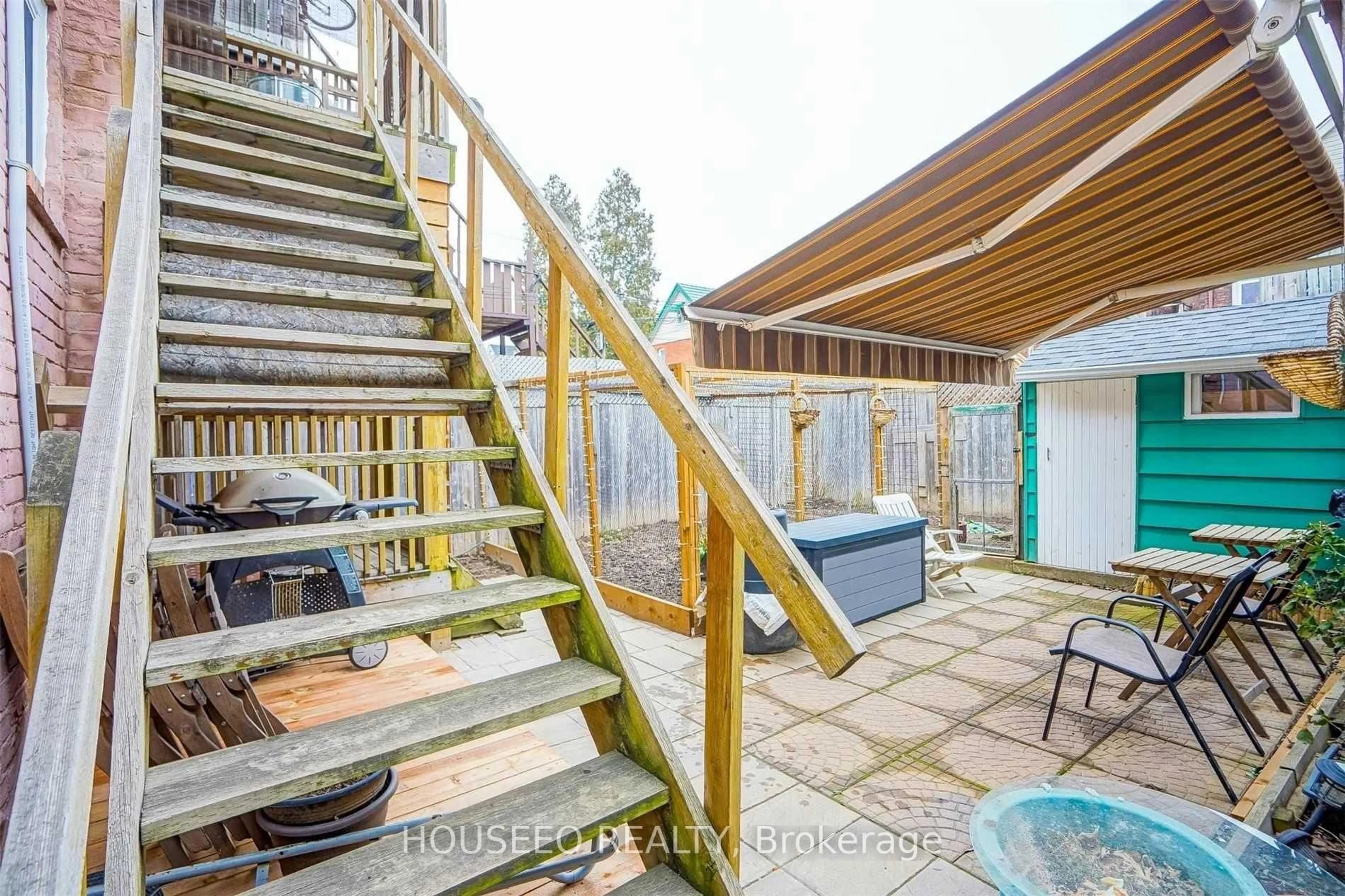 Patio, unknown for 30 Arthur Ave, Hamilton Ontario L8L 6C5