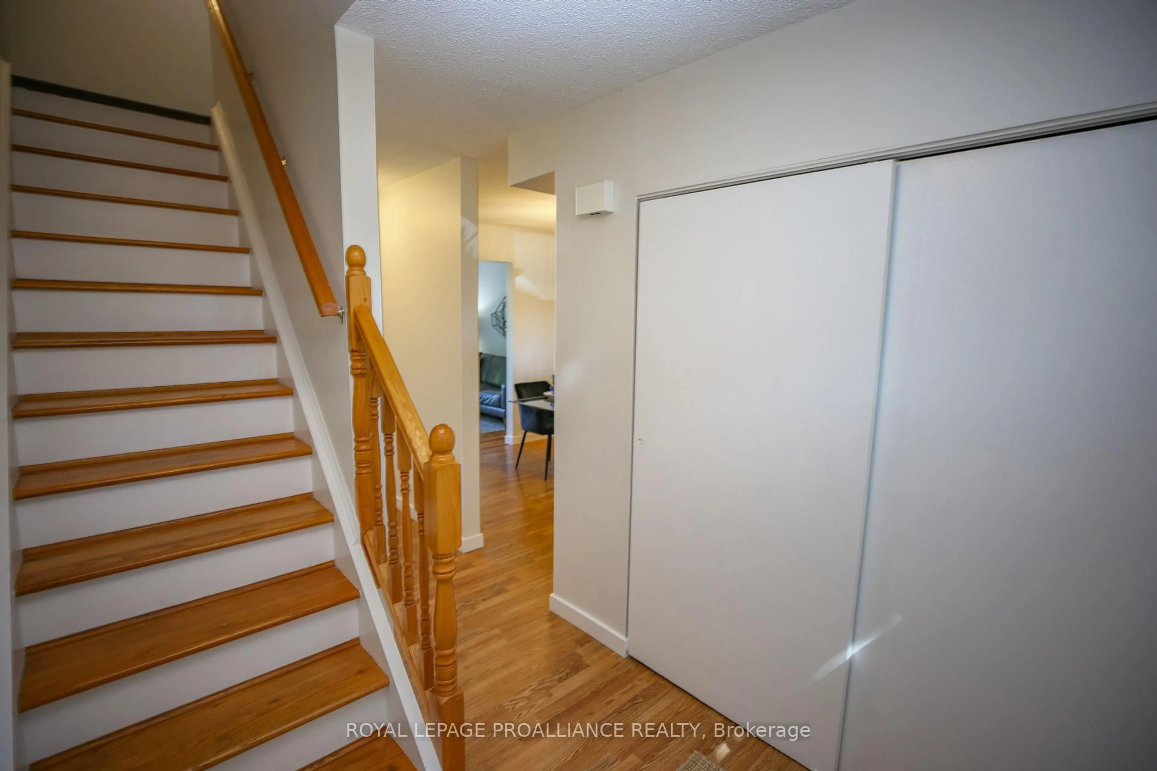 Unknown for 1271 Millwood Ave #7, Brockville Ontario K6V 6J4