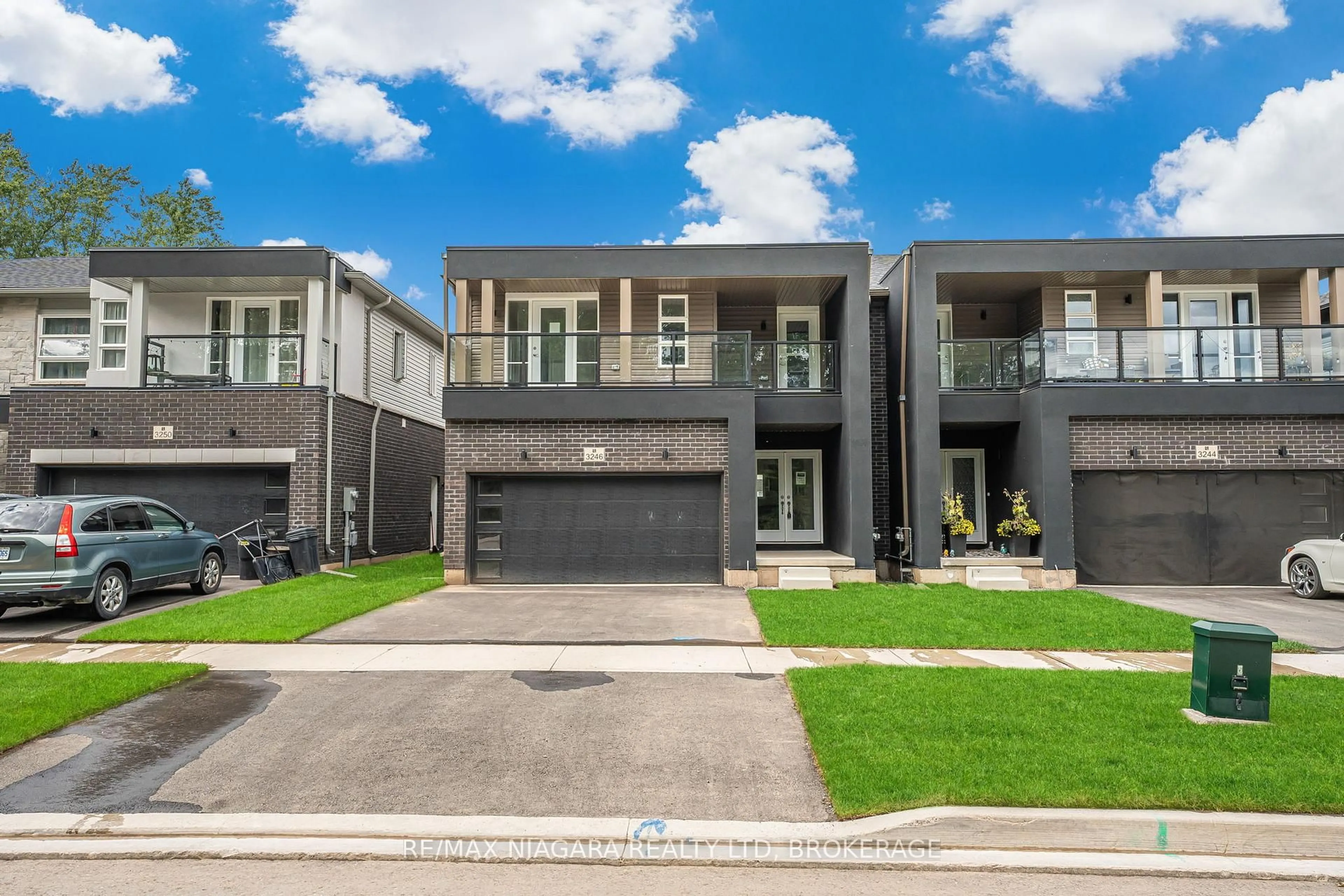 Home with brick exterior material, street for 3246 Parker Ave, Fort Erie Ontario L0S 1N0
