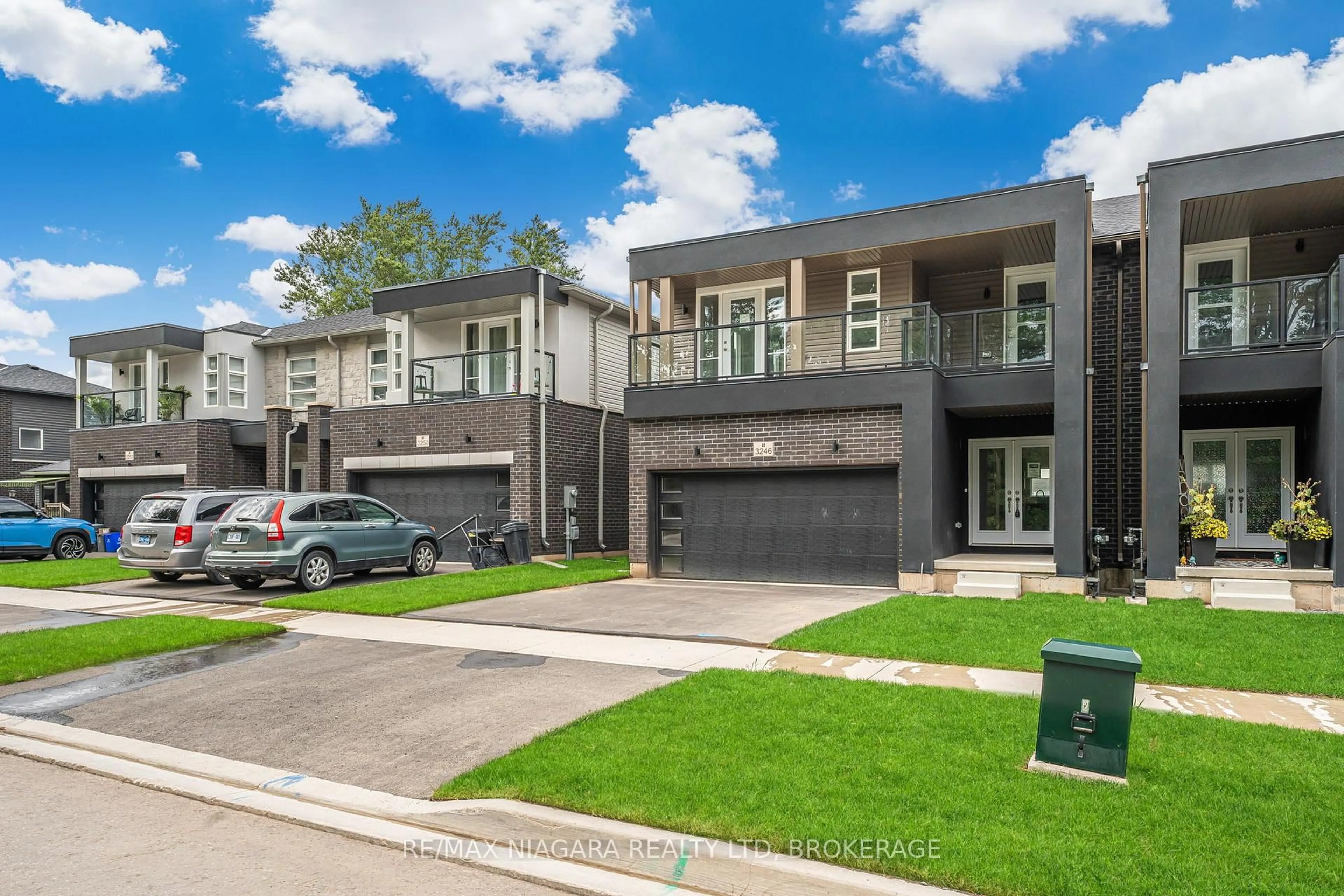 Home with brick exterior material, street for 3246 Parker Ave, Fort Erie Ontario L0S 1N0