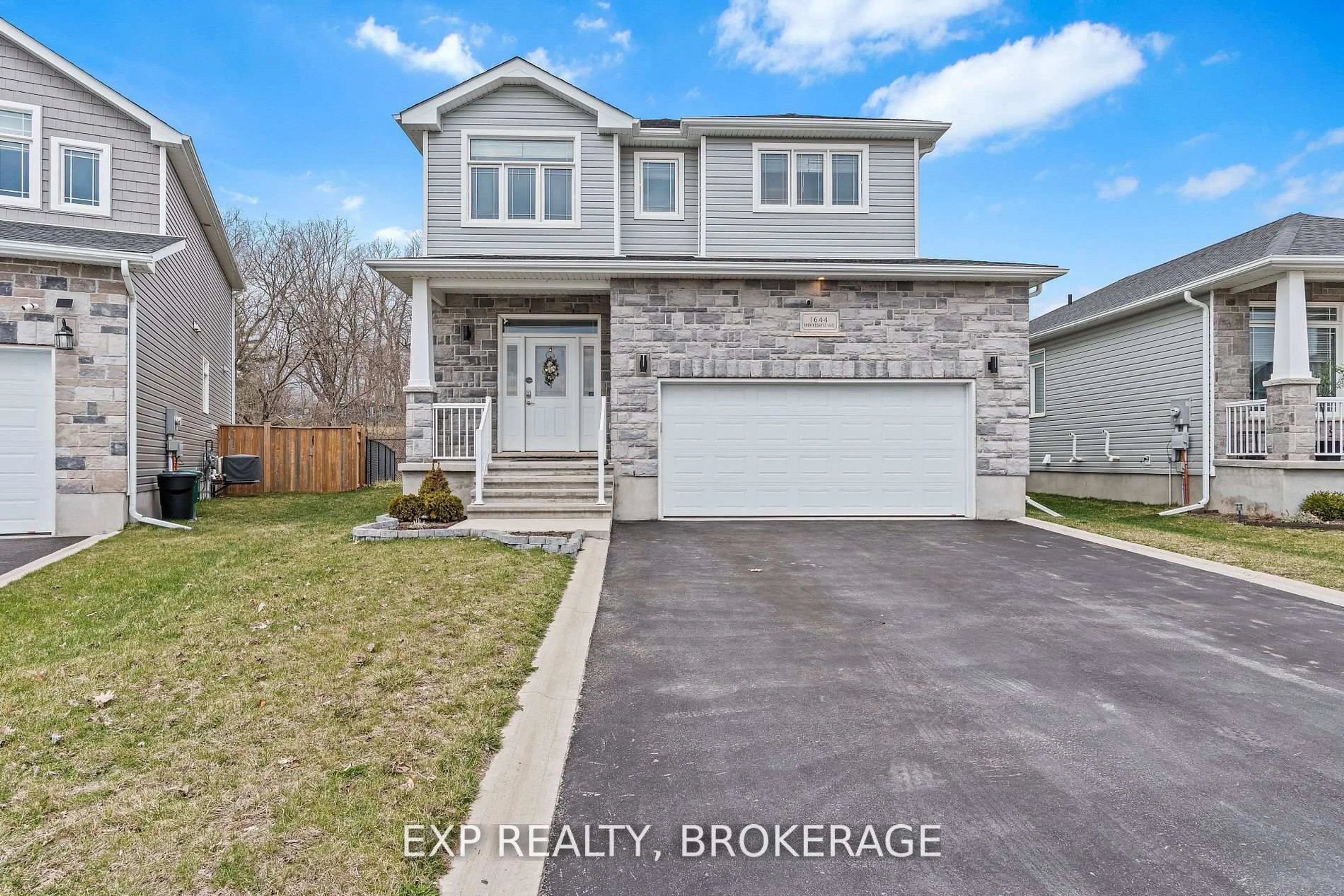 Home with brick exterior material, street for 1644 BROOKEDAYLE Ave, Kingston Ontario K7P 0S9