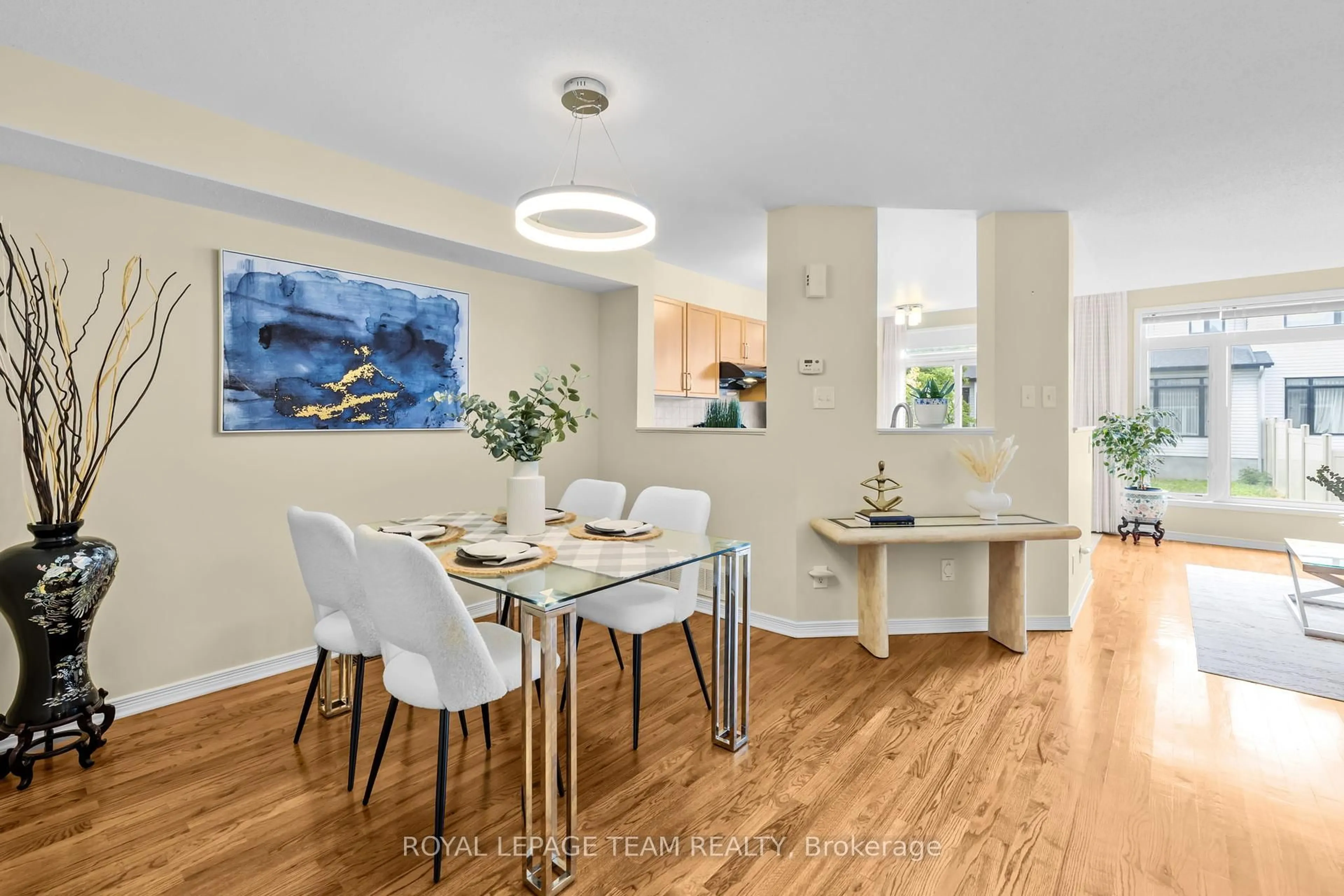 Dining room, wood/laminate floor for 105 Romina St, Ottawa Ontario K2S 0H8
