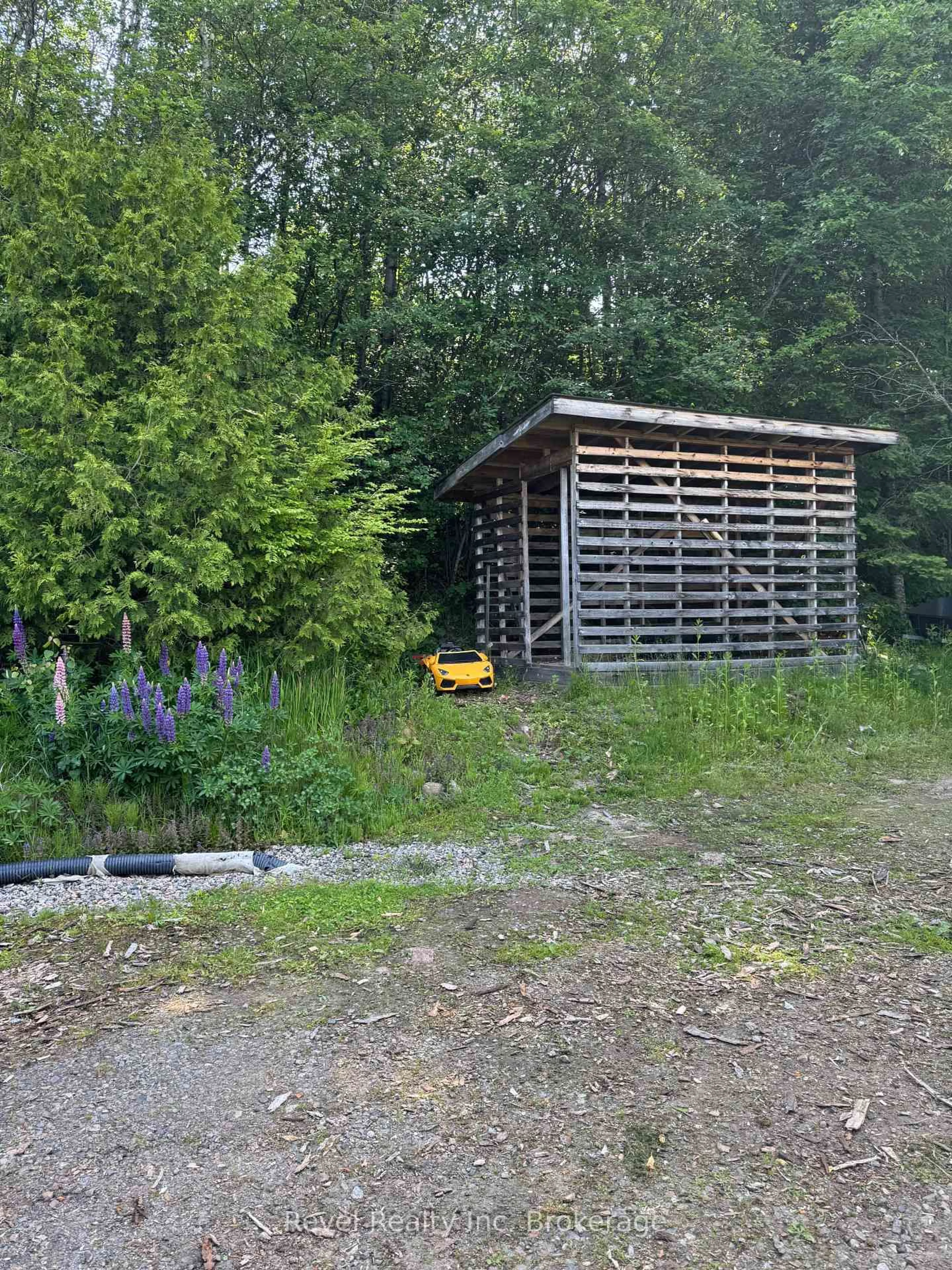 Shed for 218 Railway St, Bonfield Ontario P0H 1E0