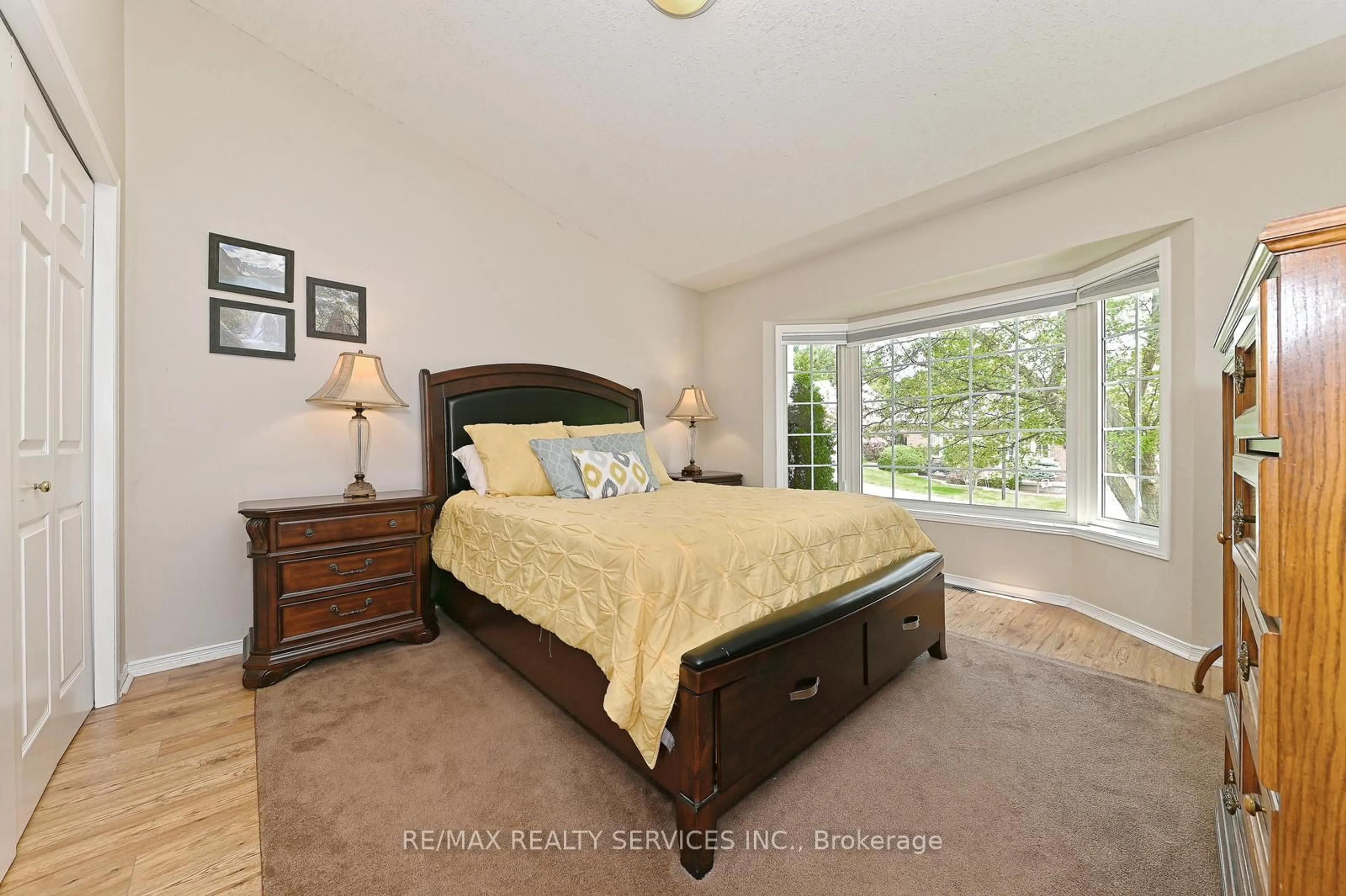 Bedroom with bed, unknown for 1077 Hamilton Rd #31, London East Ontario N5W 6G3