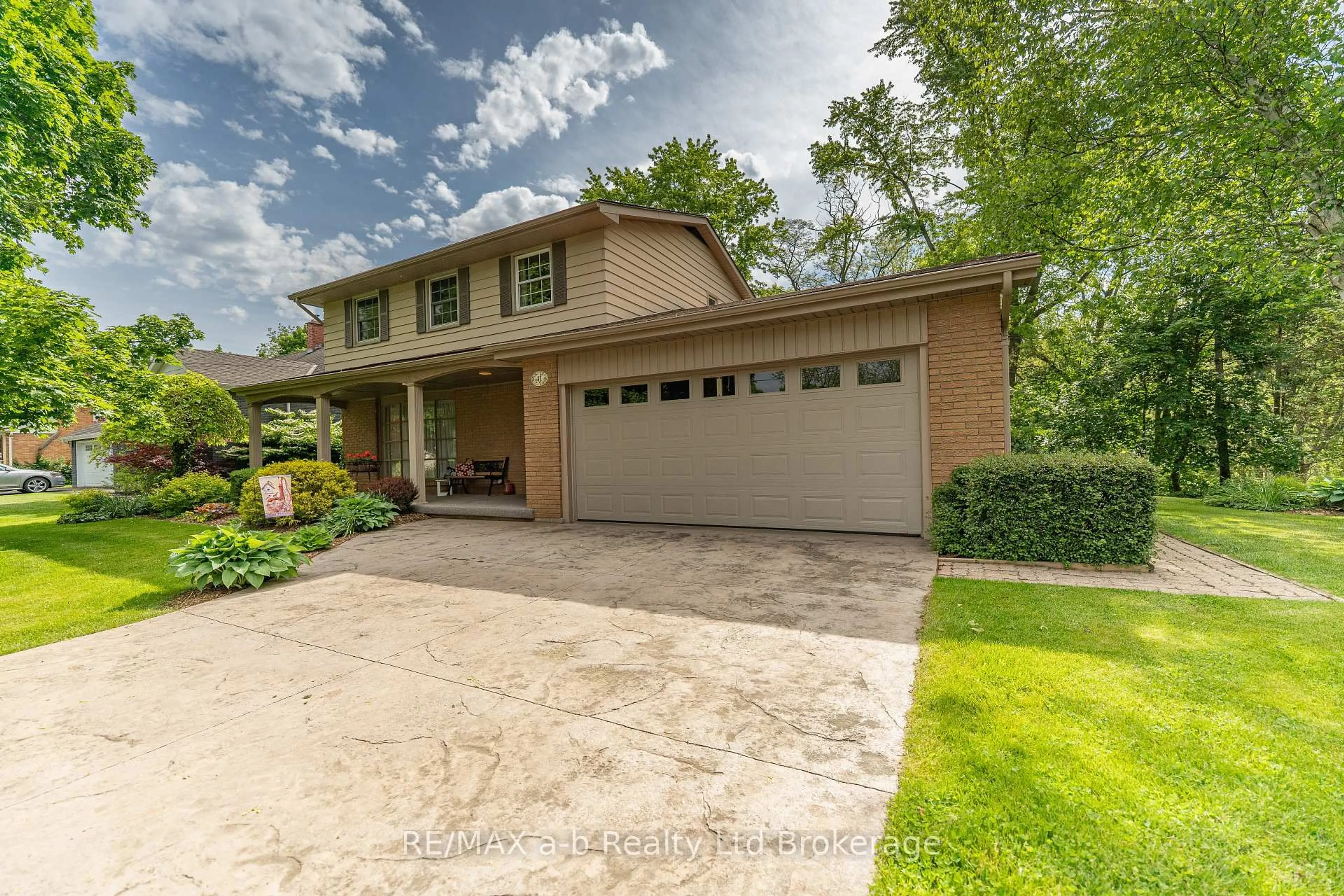 Unknown for 41 Parkwood Dr, Tillsonburg Ontario N4G 2B7