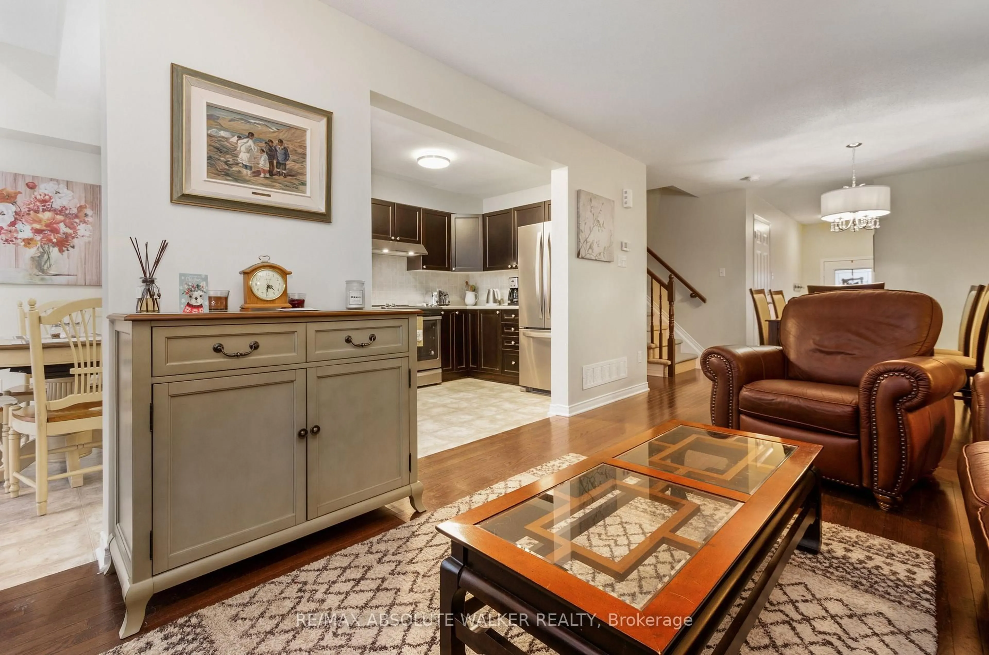 Open concept kitchen, unknown for 152 Challenge Cres, Ottawa Ontario K4A 0T9