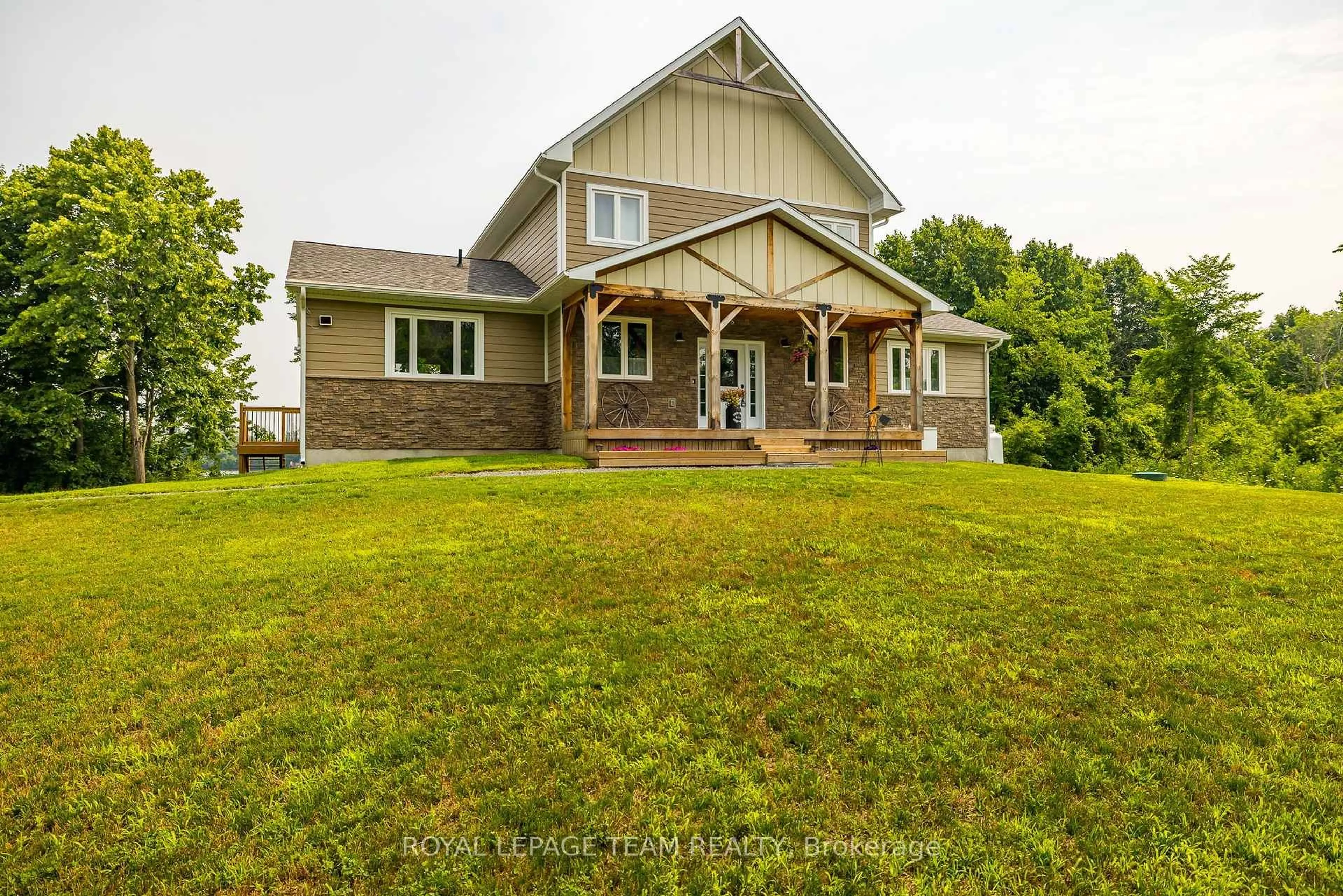 A pic from outside/outdoor area/front of a property/back of a property/a pic from drone, unknown for 691 Rideau River Rd, Merrickville Ontario K0G 1N0