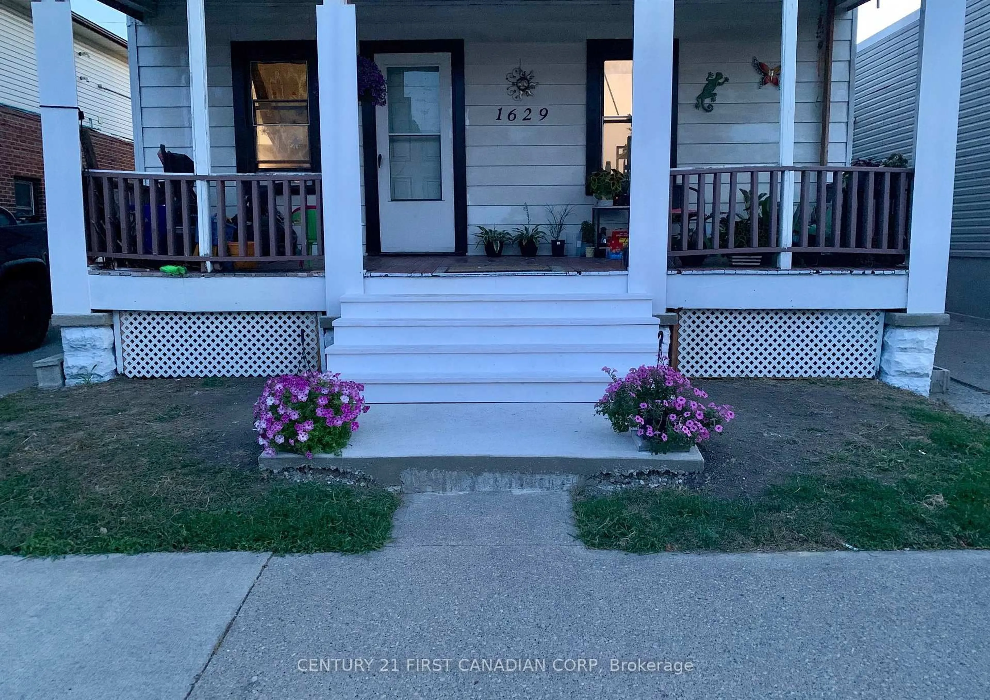 Unknown for 1629 Drouillard Rd, Windsor Ontario N8Y 2S4