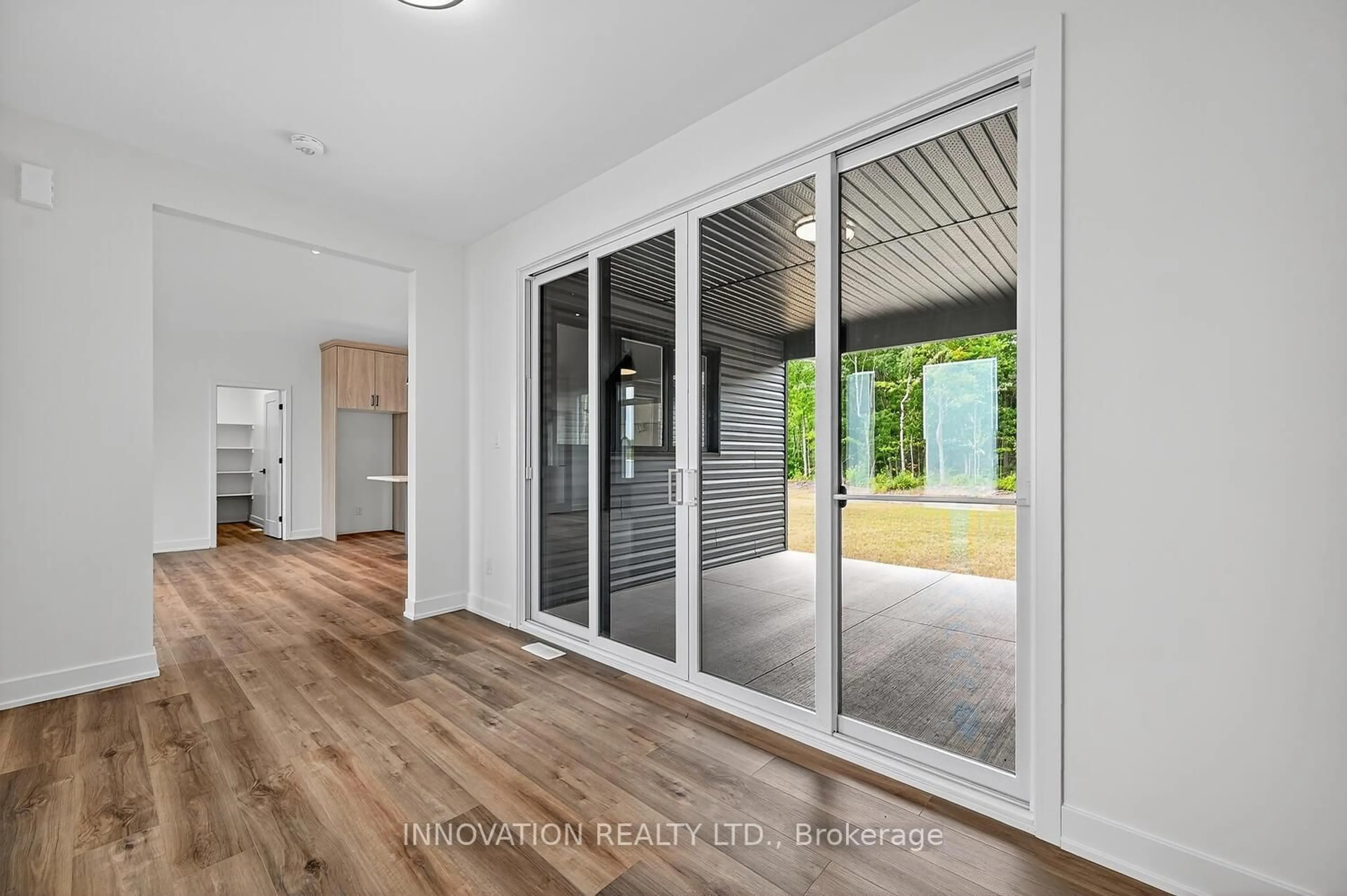 Indoor entryway for 1694 Sharon St, North Dundas Ontario K0E 1S0