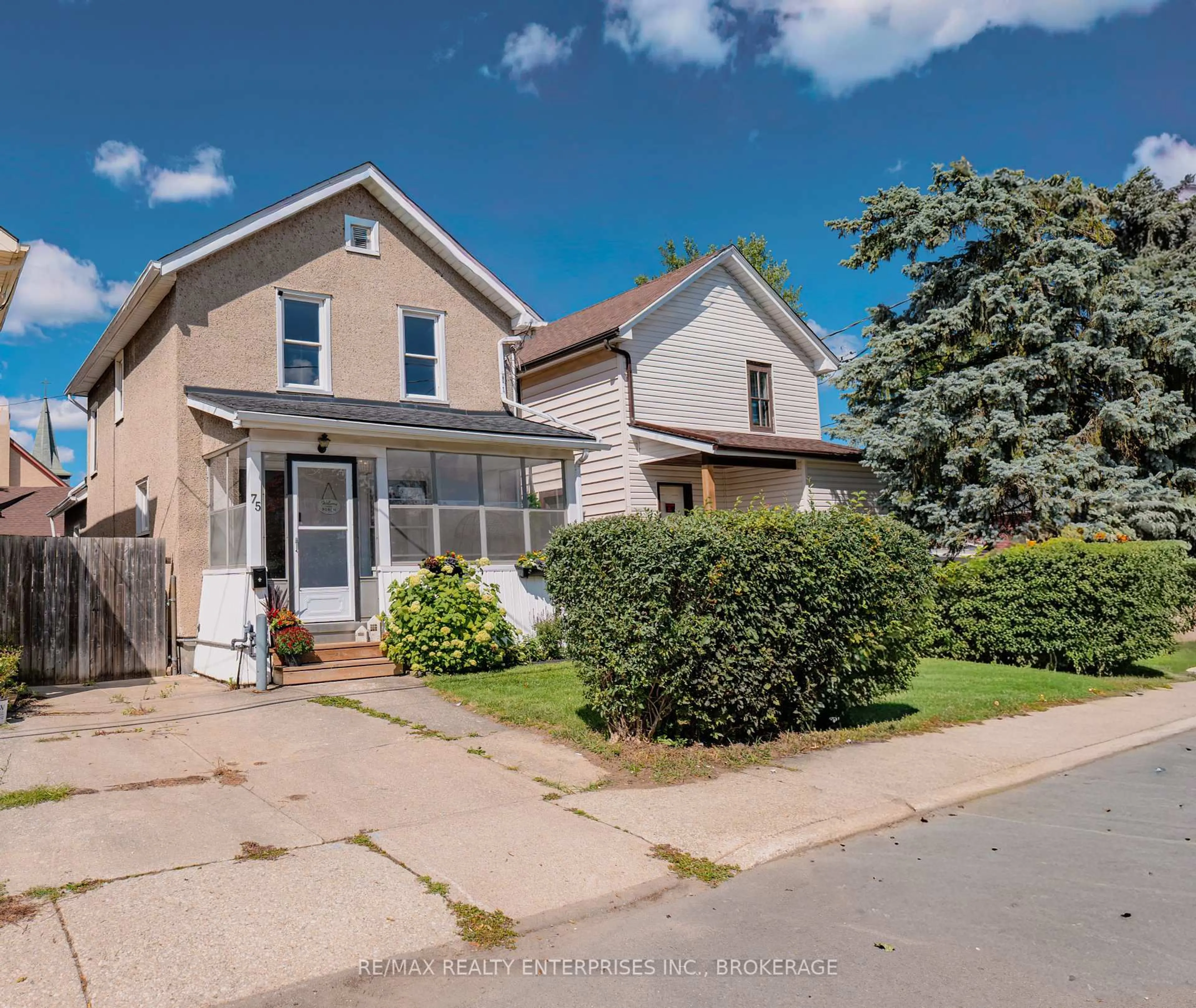 Unknown for 75 Duncan St, Welland Ontario L3B 2C9
