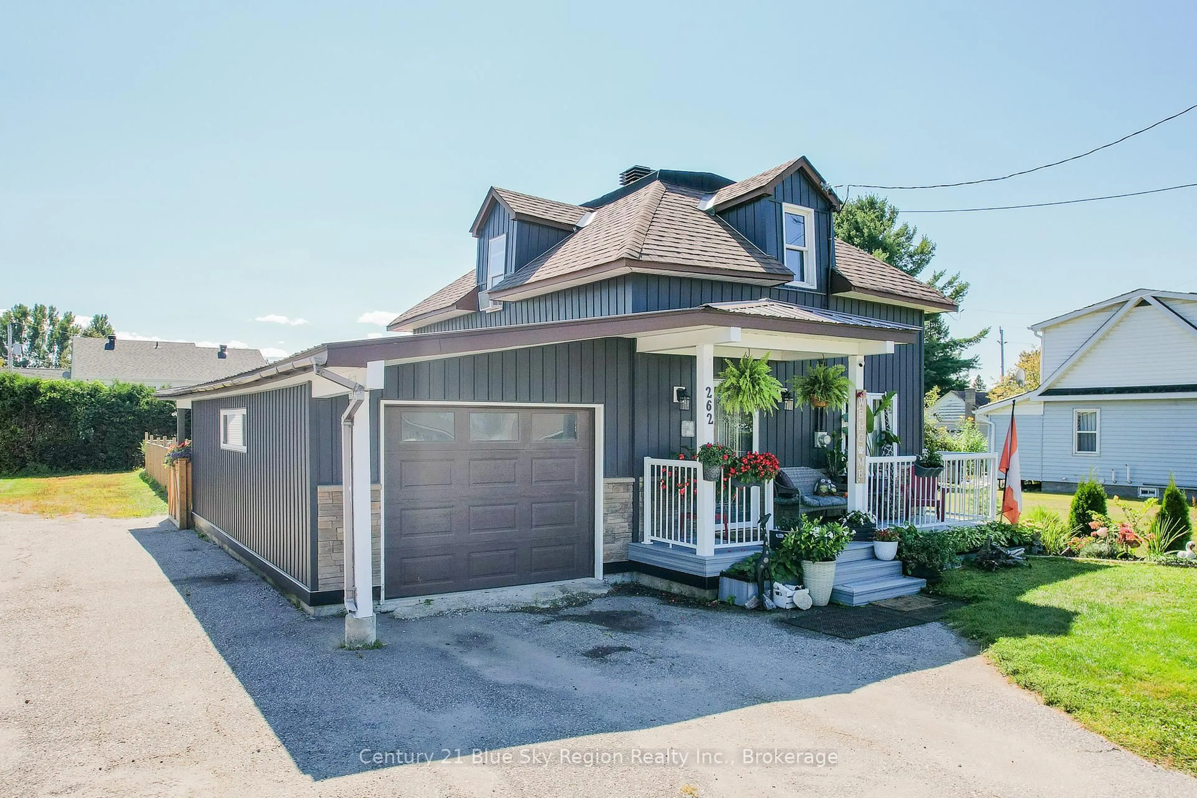 Unknown for 262 Salter St, West Nipissing Ontario P2B 3B7
