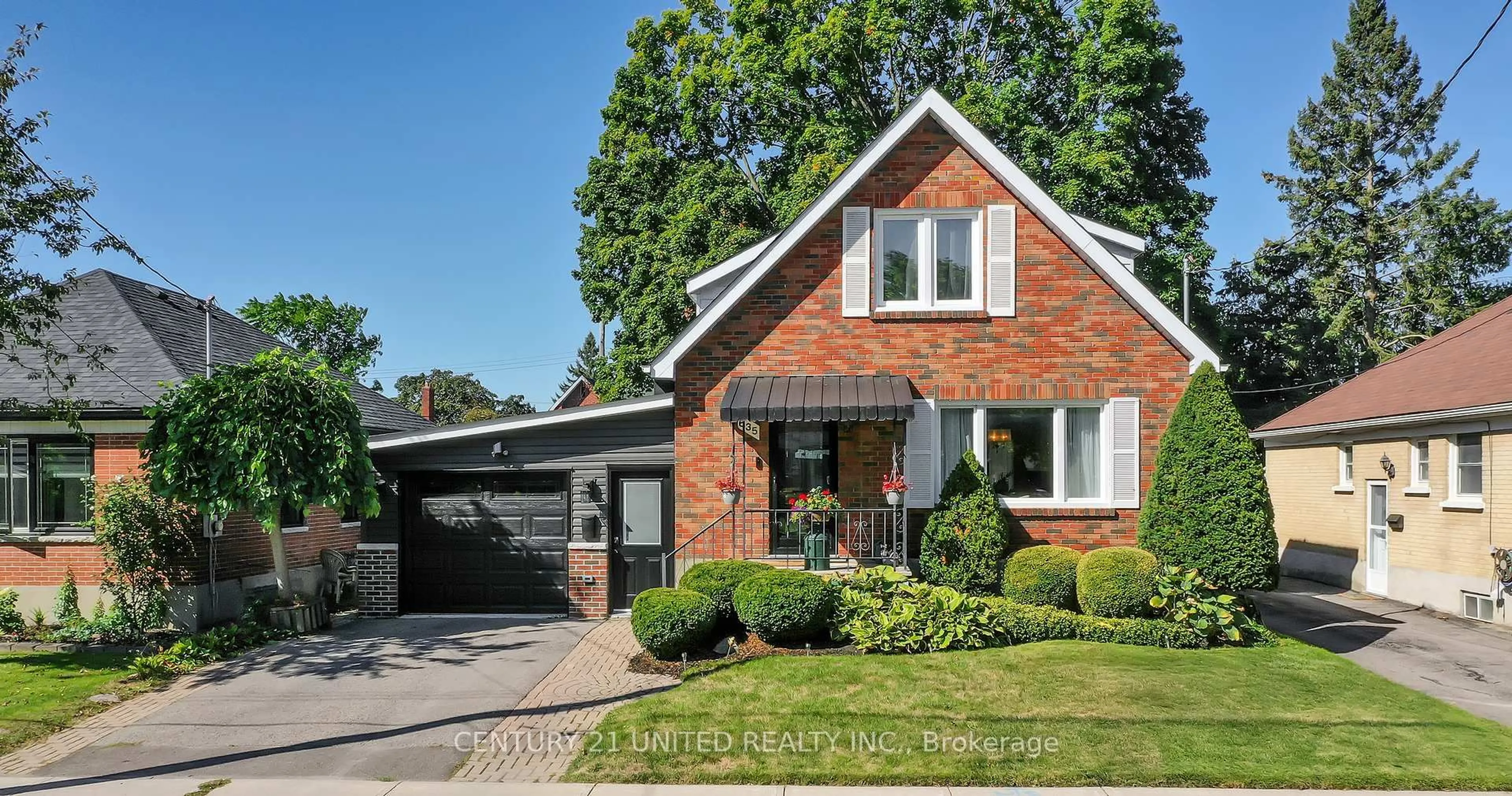 Home with brick exterior material, street for 635 Montrose St, Peterborough Ontario K9J 3C3
