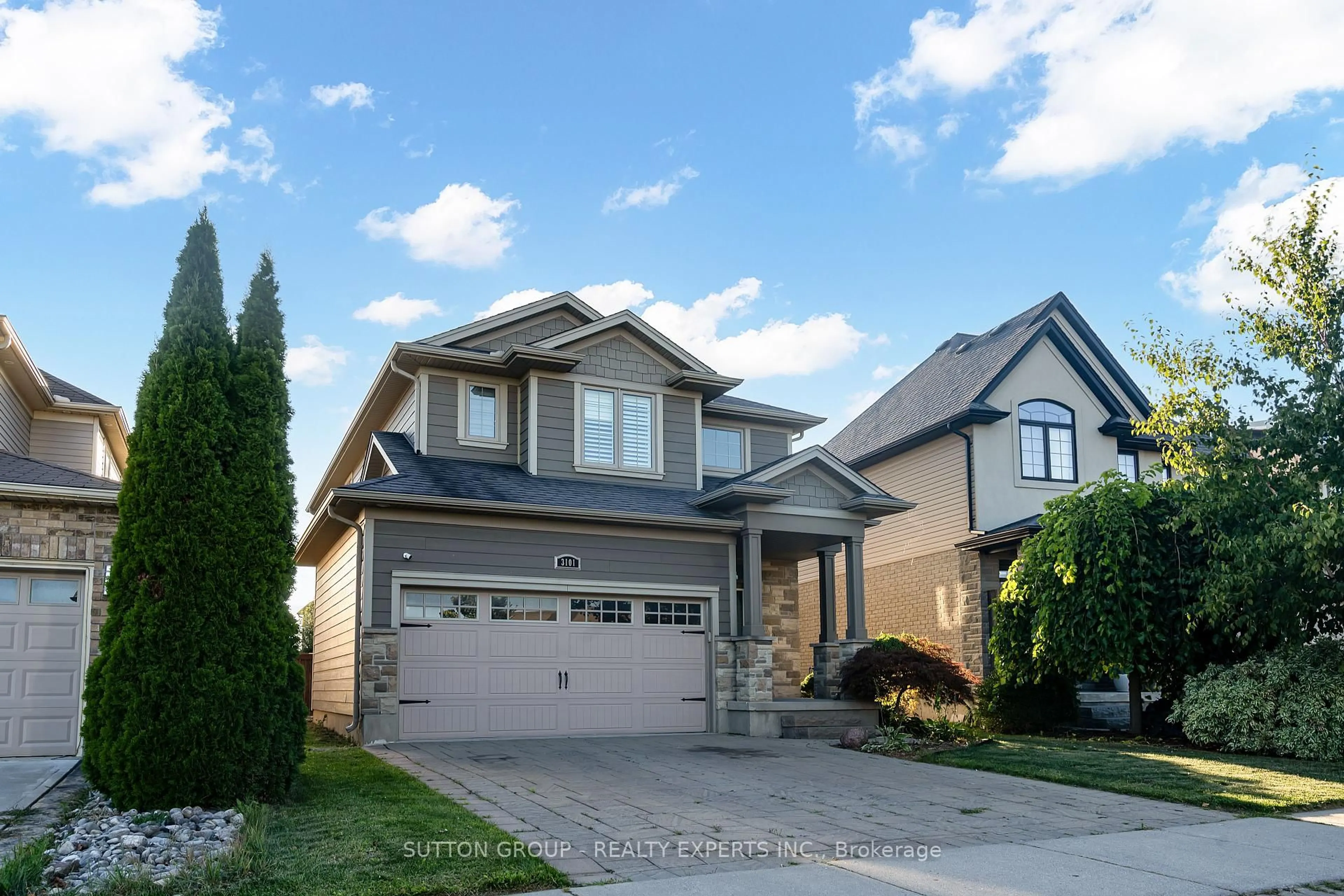 Home with vinyl exterior material, street for 3101 Pomeroy Lane, London South Ontario N6P 0B6