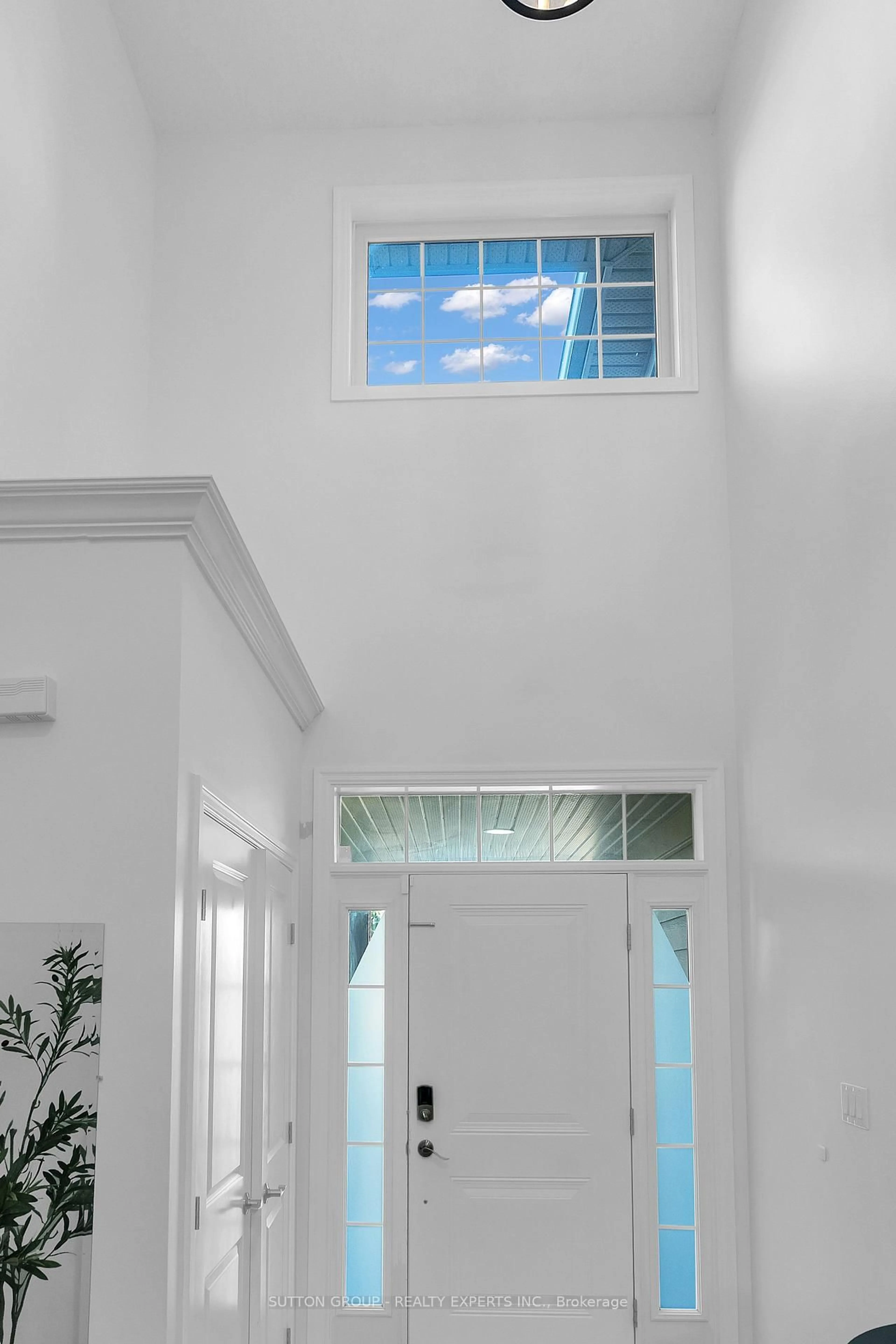 Indoor entryway for 3101 Pomeroy Lane, London South Ontario N6P 0B6