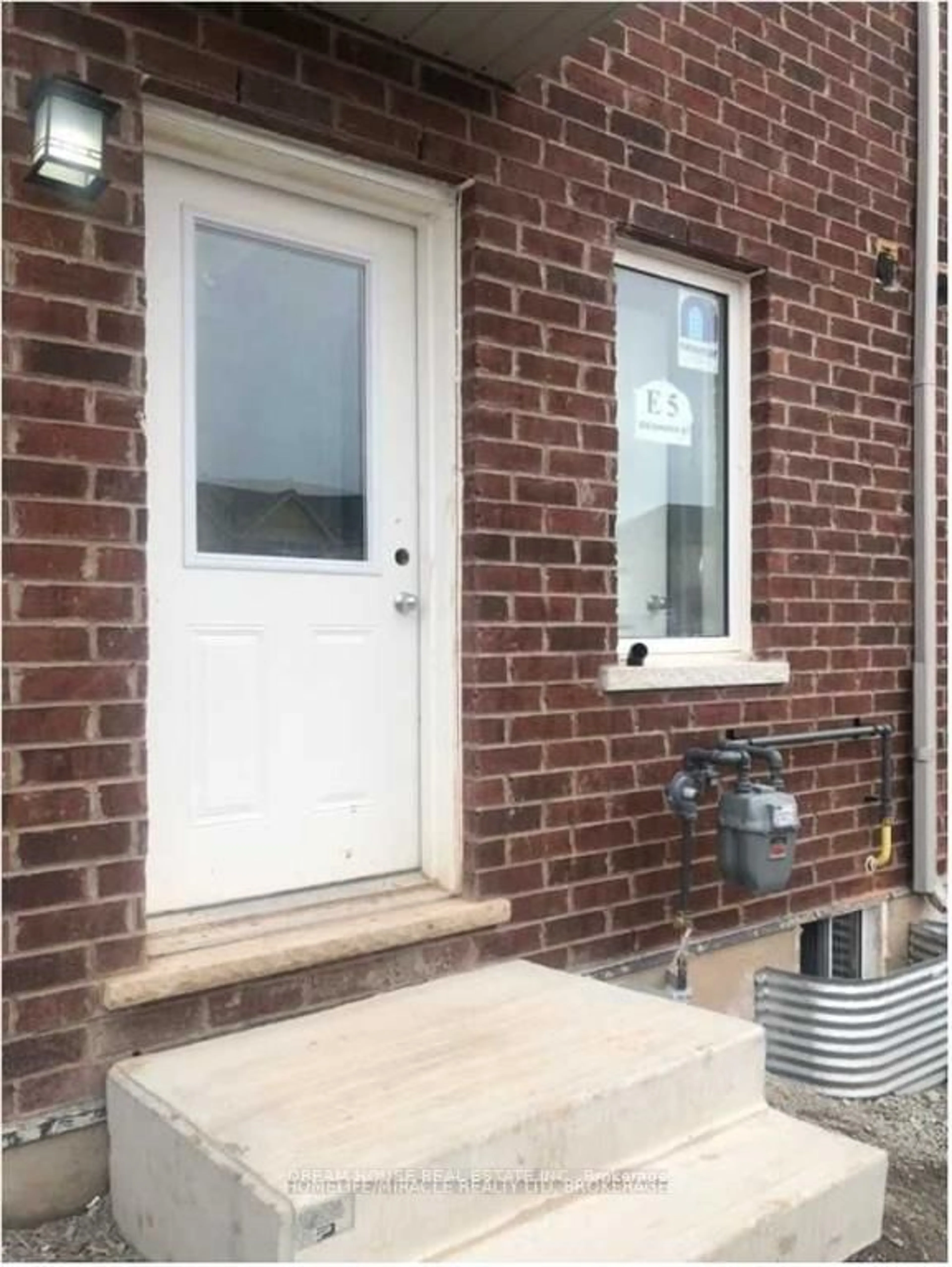 Unknown for 325 Chaffey St #E5, Welland Ontario L3B 2W4