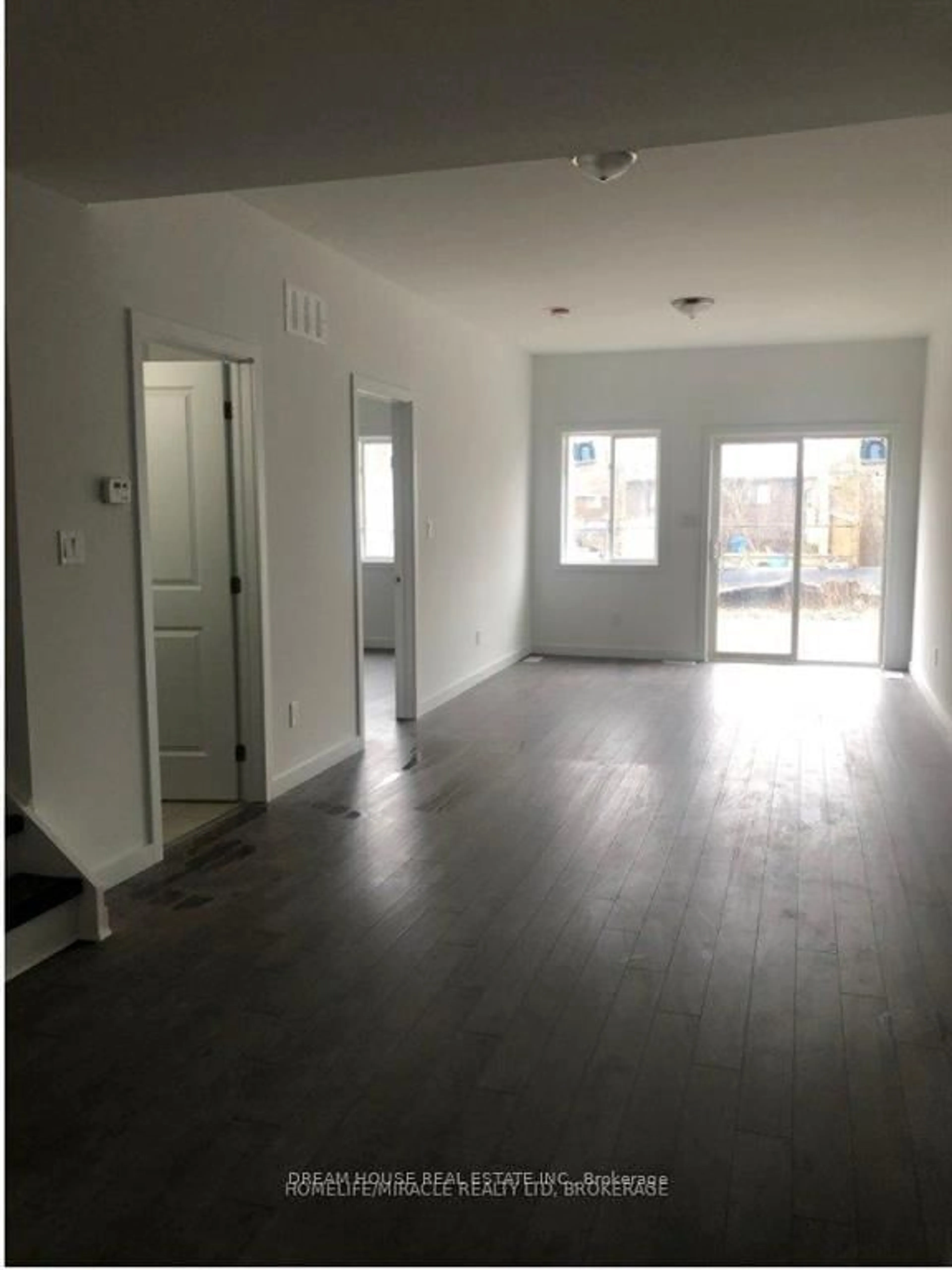 A pic of a room for 325 Chaffey St #E5, Welland Ontario L3B 2W4