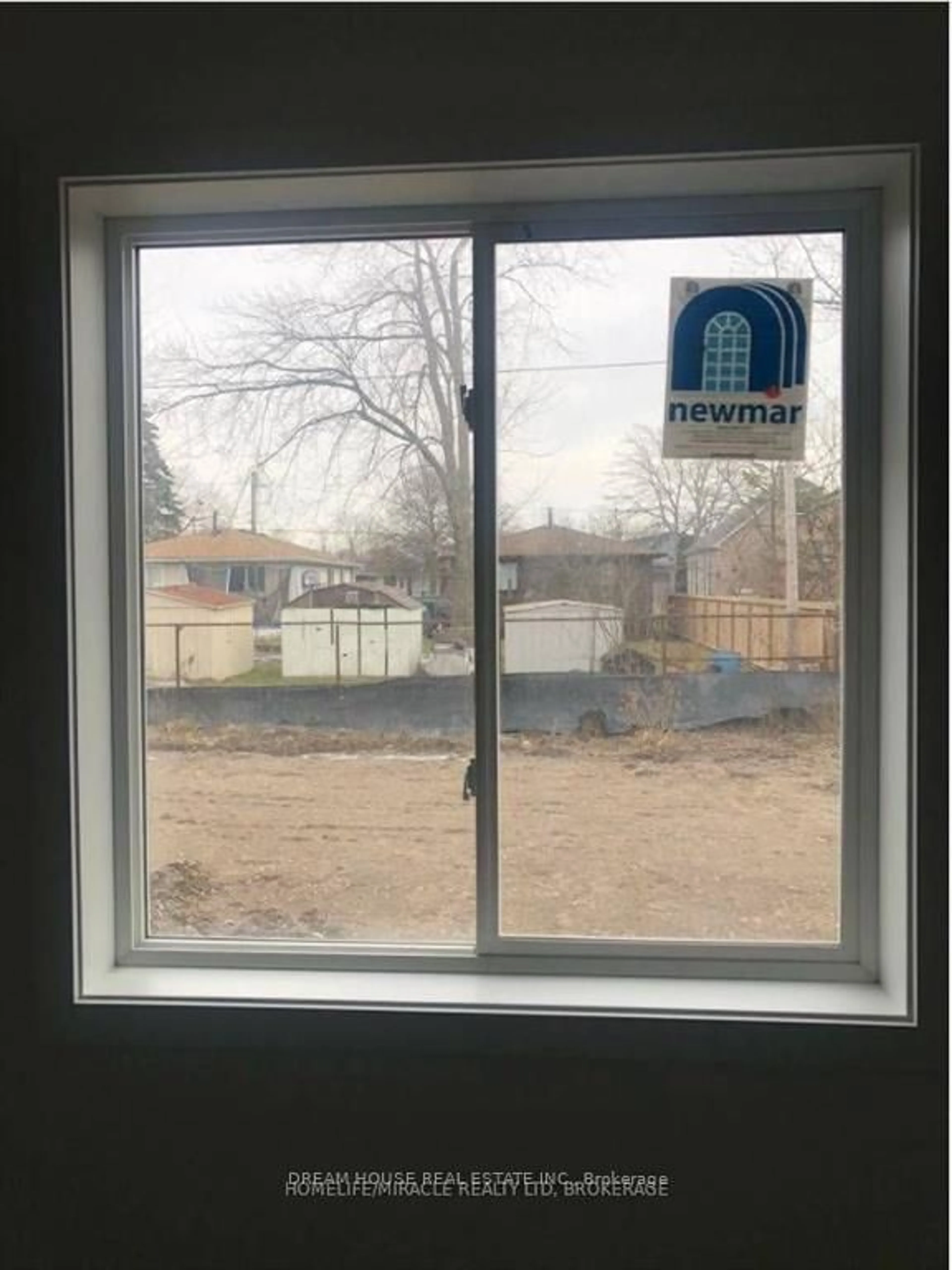 A pic of a room for 325 Chaffey St #E5, Welland Ontario L3B 2W4