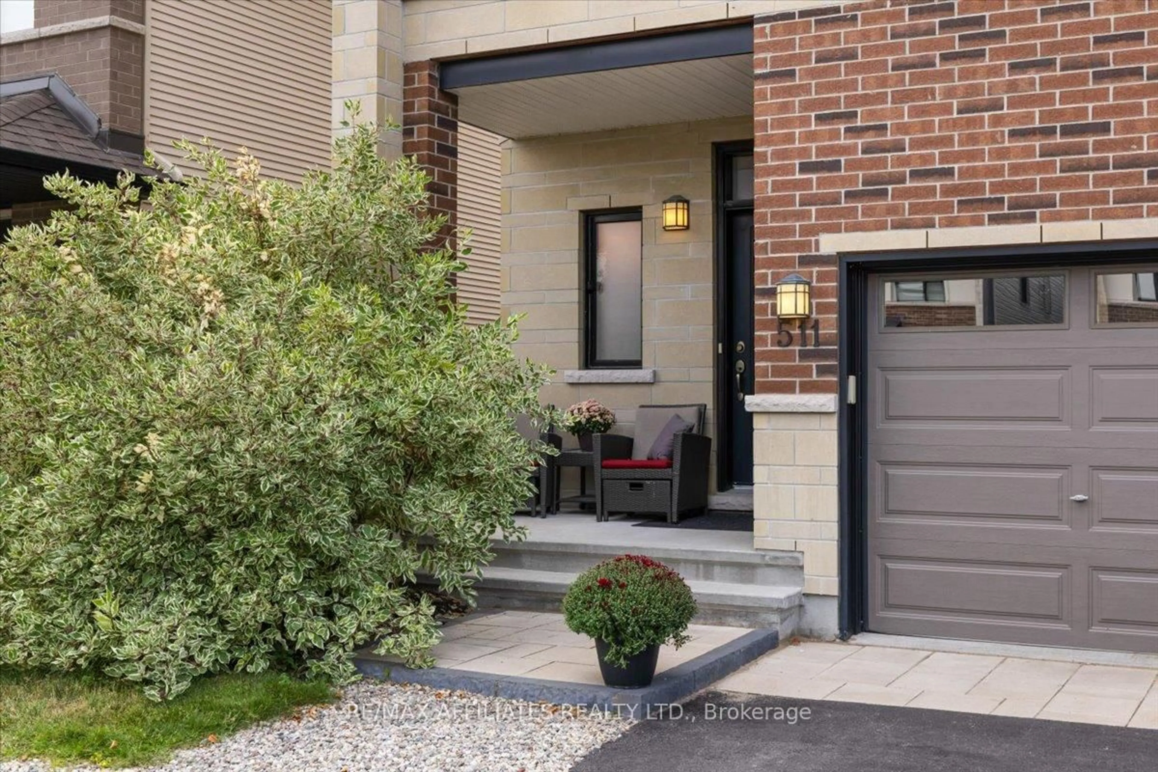 Home with brick exterior material, street for 511 Earnscliffe Grve, Ottawa Ontario K4M 0C9