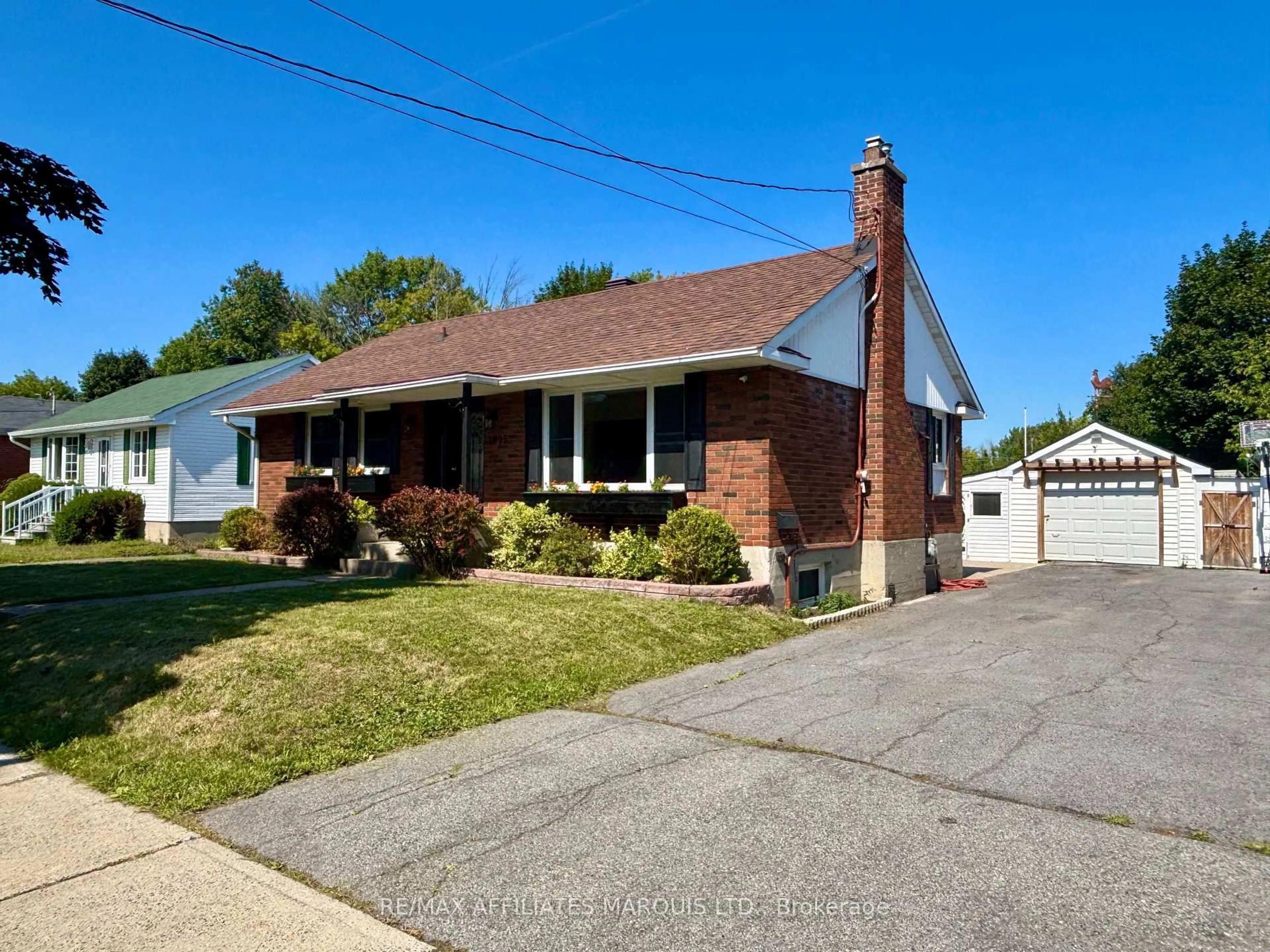 Home with brick exterior material, street for 1005 Leonard Ave, Cornwall Ontario K6J 1M1
