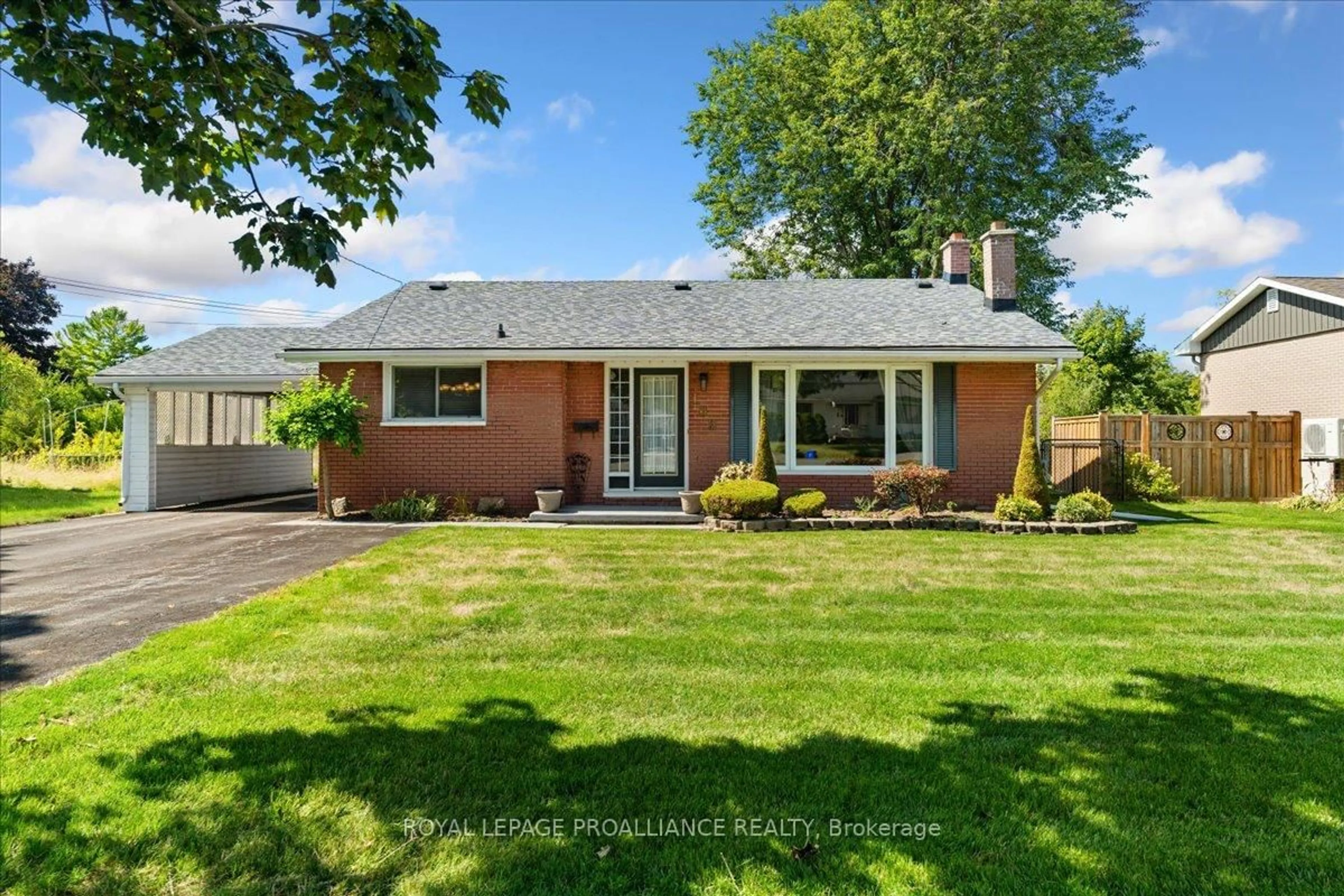 Home with brick exterior material, street for 106 Lemoine St, Belleville Ontario K8P 4H1
