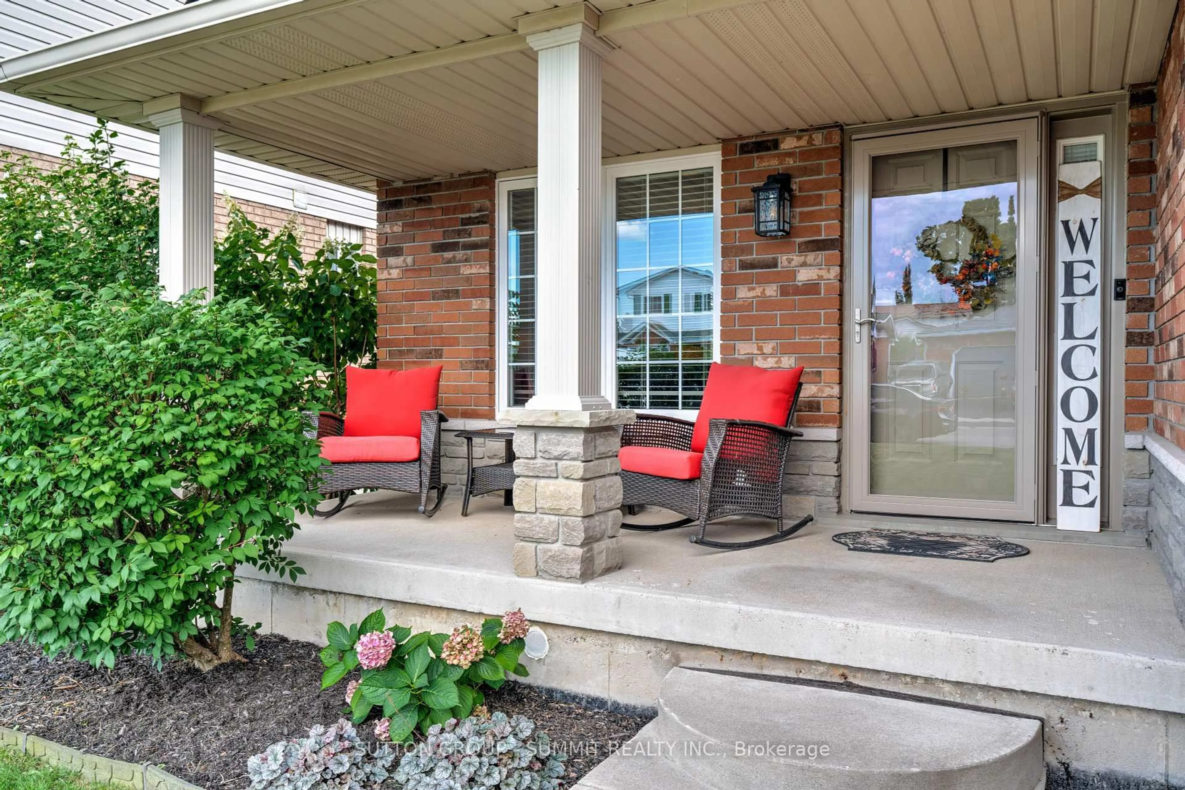 Patio, unknown for 10 Scottswood Lane, Haldimand Ontario N3W 2L6
