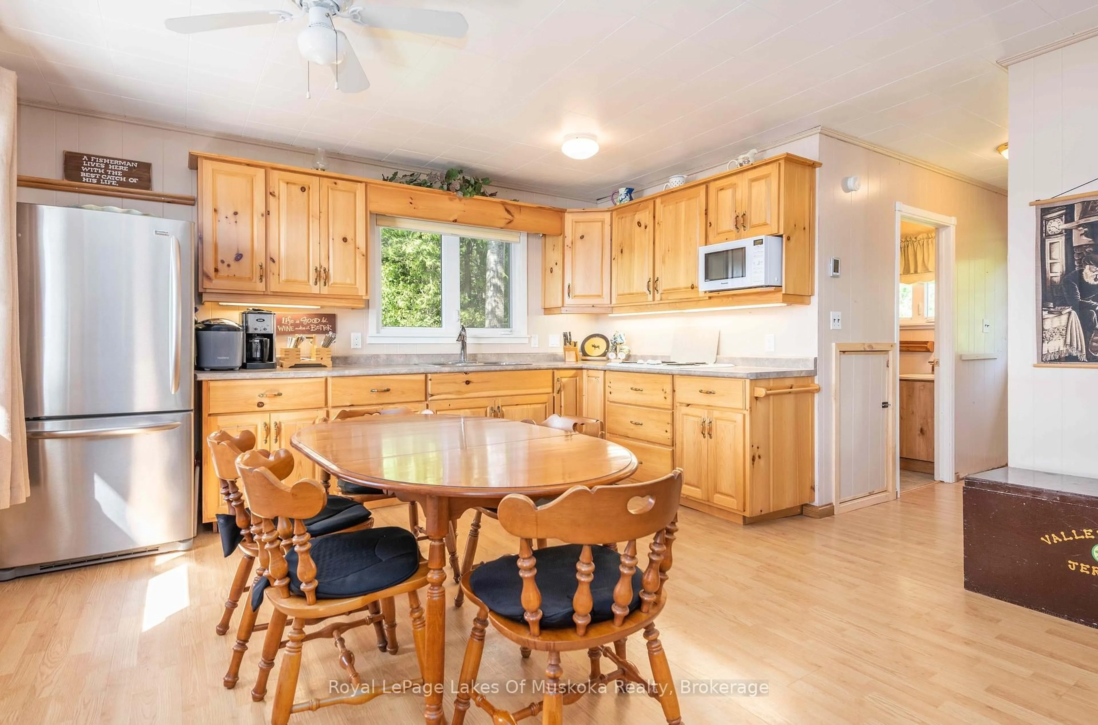 Open concept kitchen, unknown for 3105 Highway 520 Highway, Magnetawan Ontario P0A 1P0