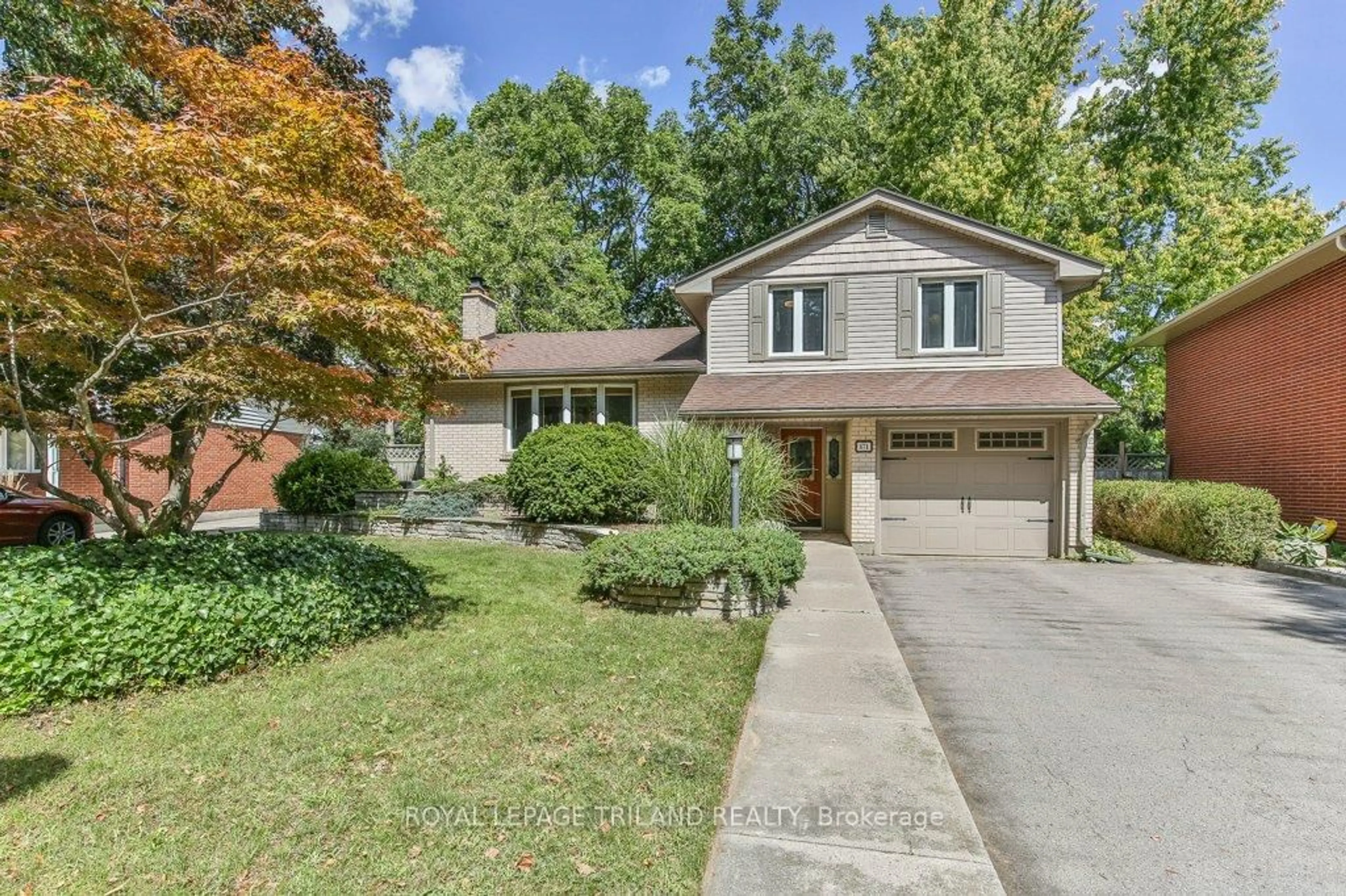 Home with brick exterior material, street for 671 GLENGYLE Cres, London North Ontario N5X 1X8