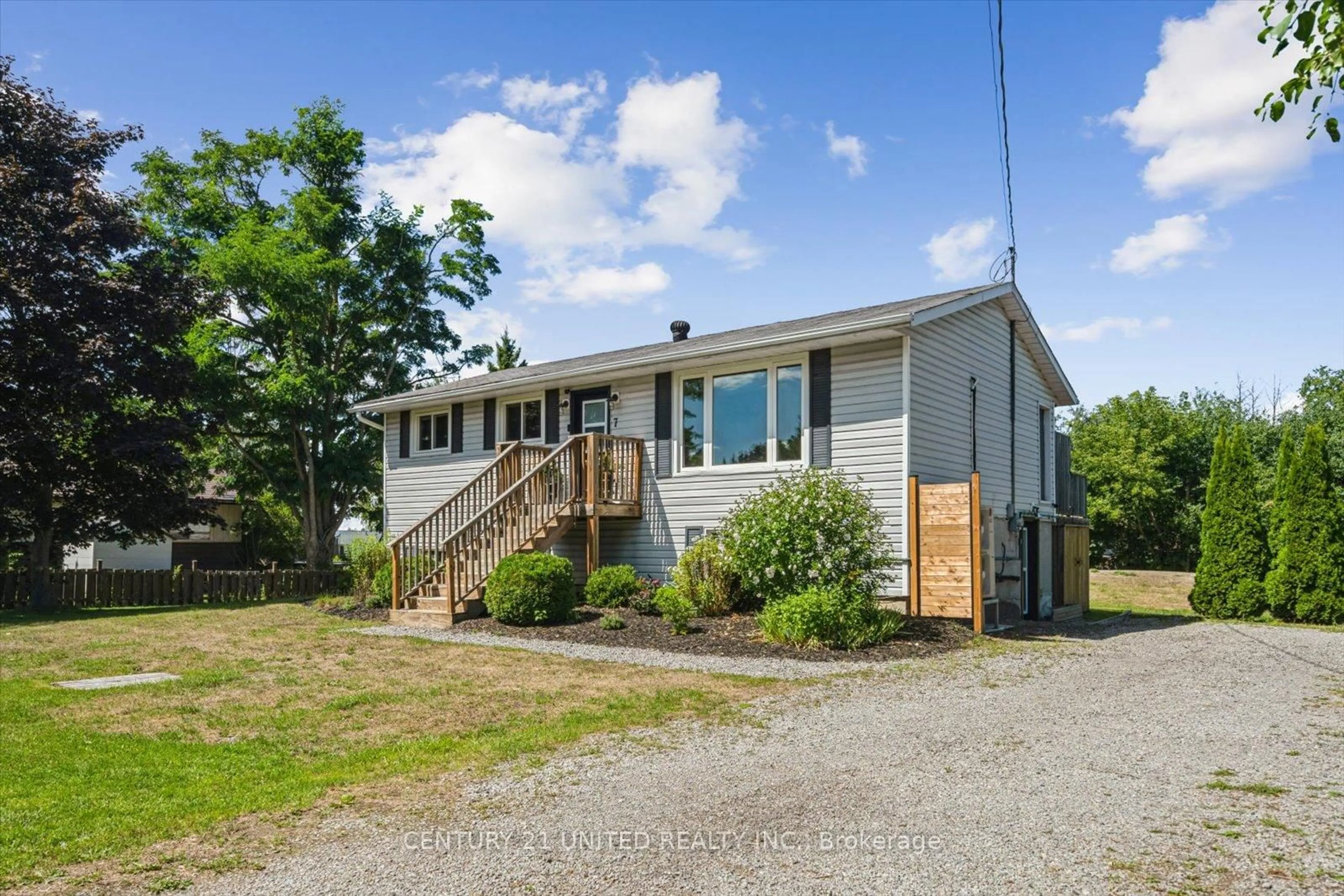Unknown for 7 Kawartha Cres, Kawartha Lakes Ontario K0L 2W0