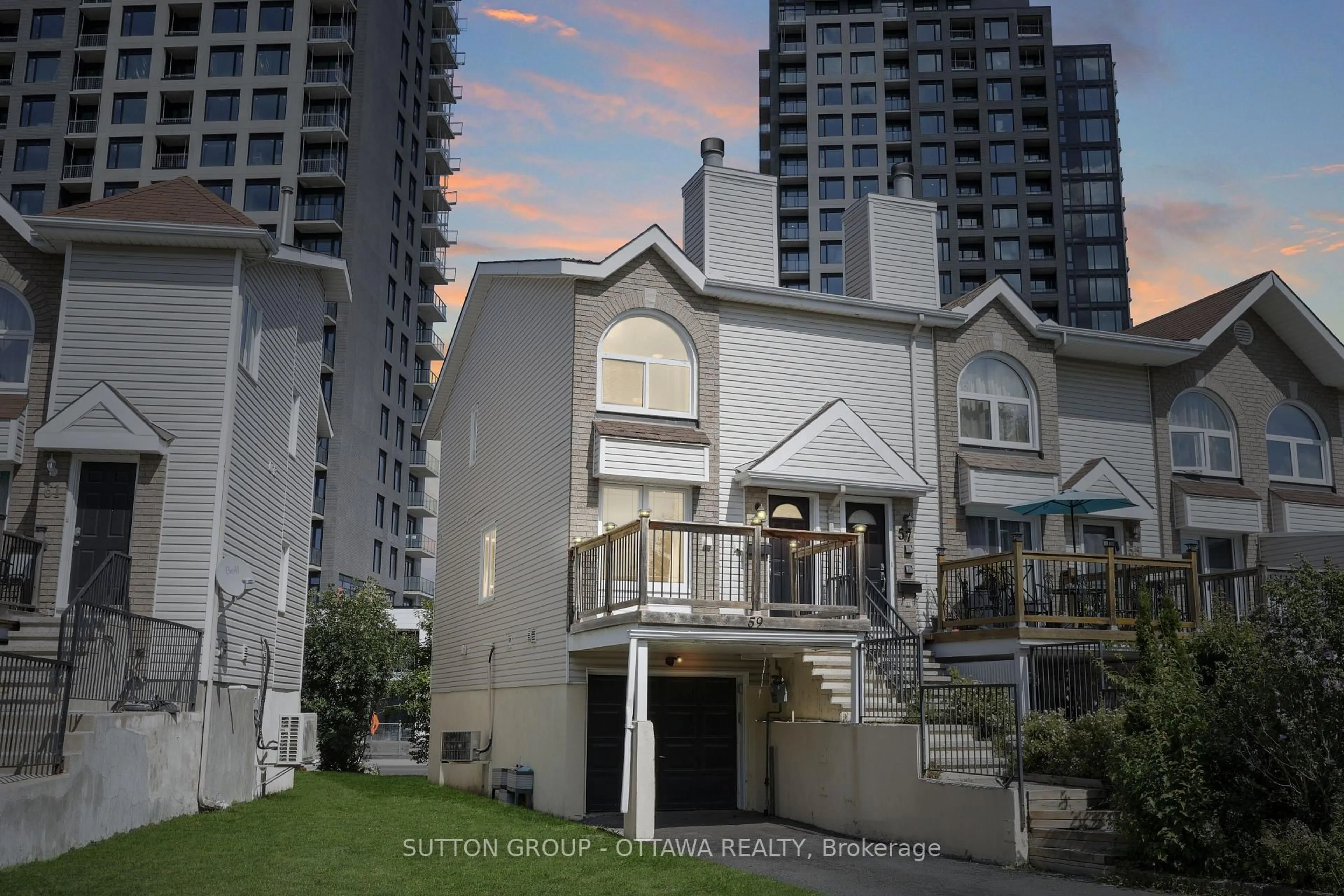 Unknown for 59 Thornbury Cres, Ottawa Ontario K2G 6C4