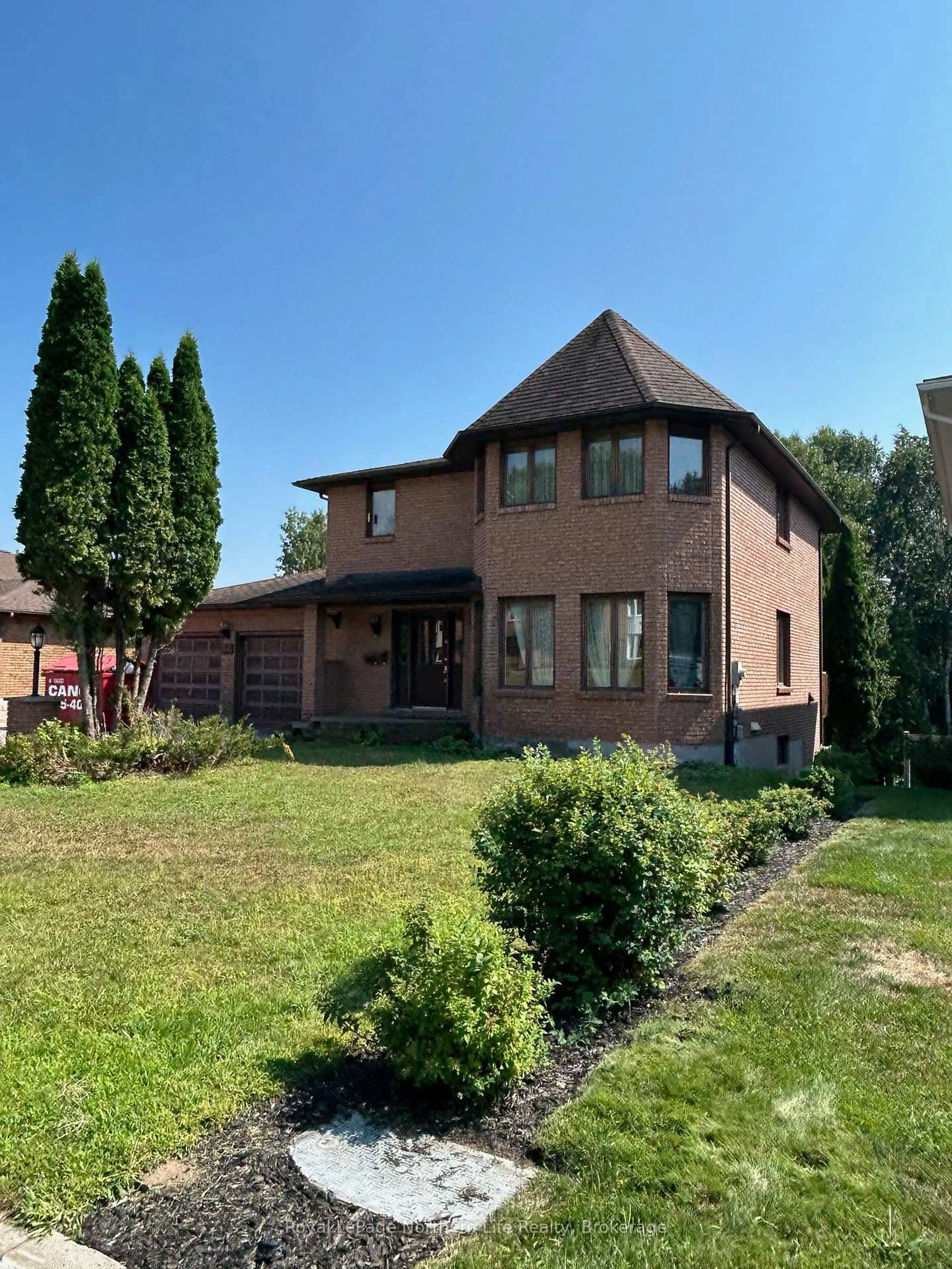 Home with brick exterior material, unknown for 27 Killare St, North Bay Ontario P1A 4J2