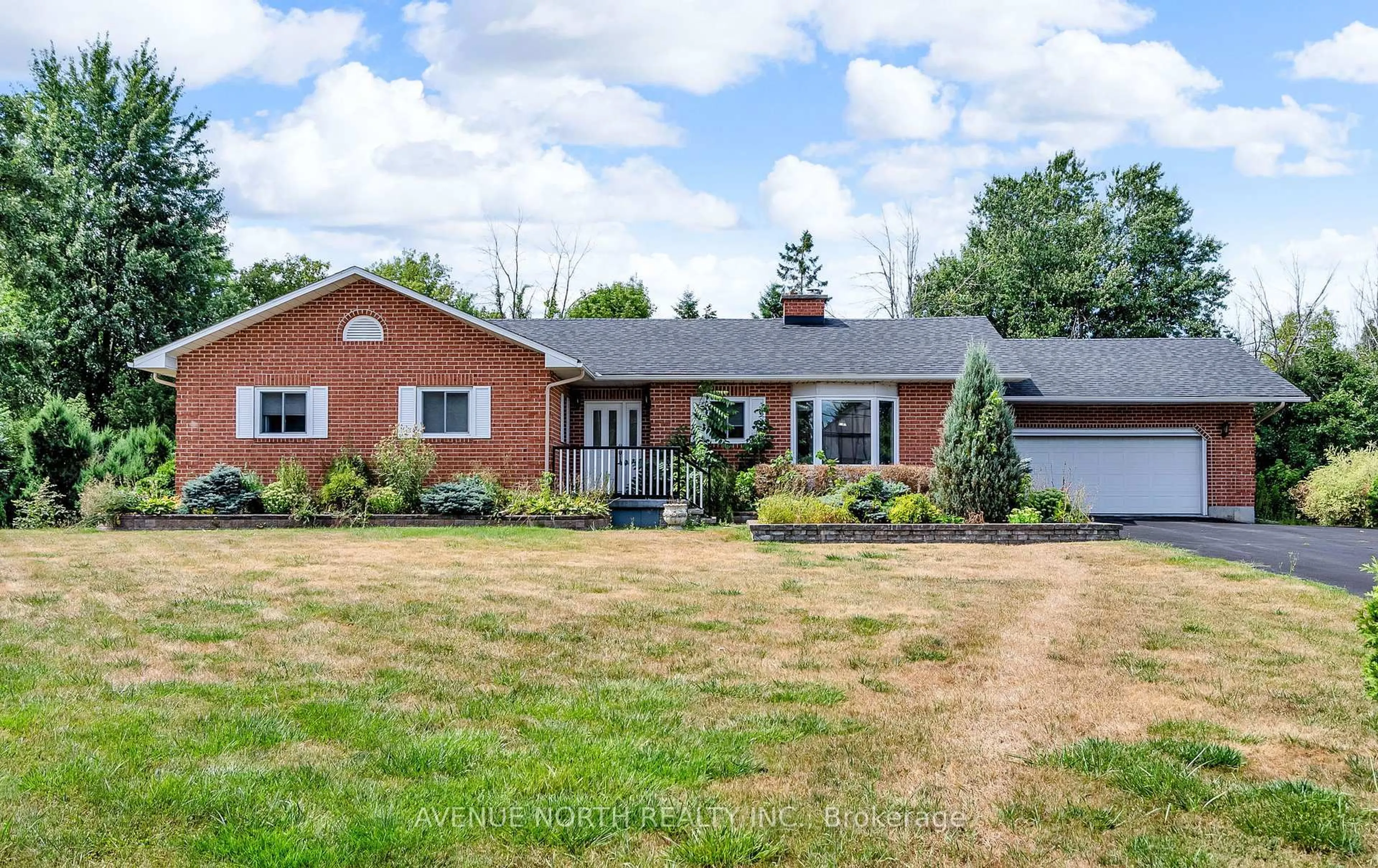 Home with brick exterior material, street for 5514 Poplar Ave, South Stormont Ontario K0C 1P0