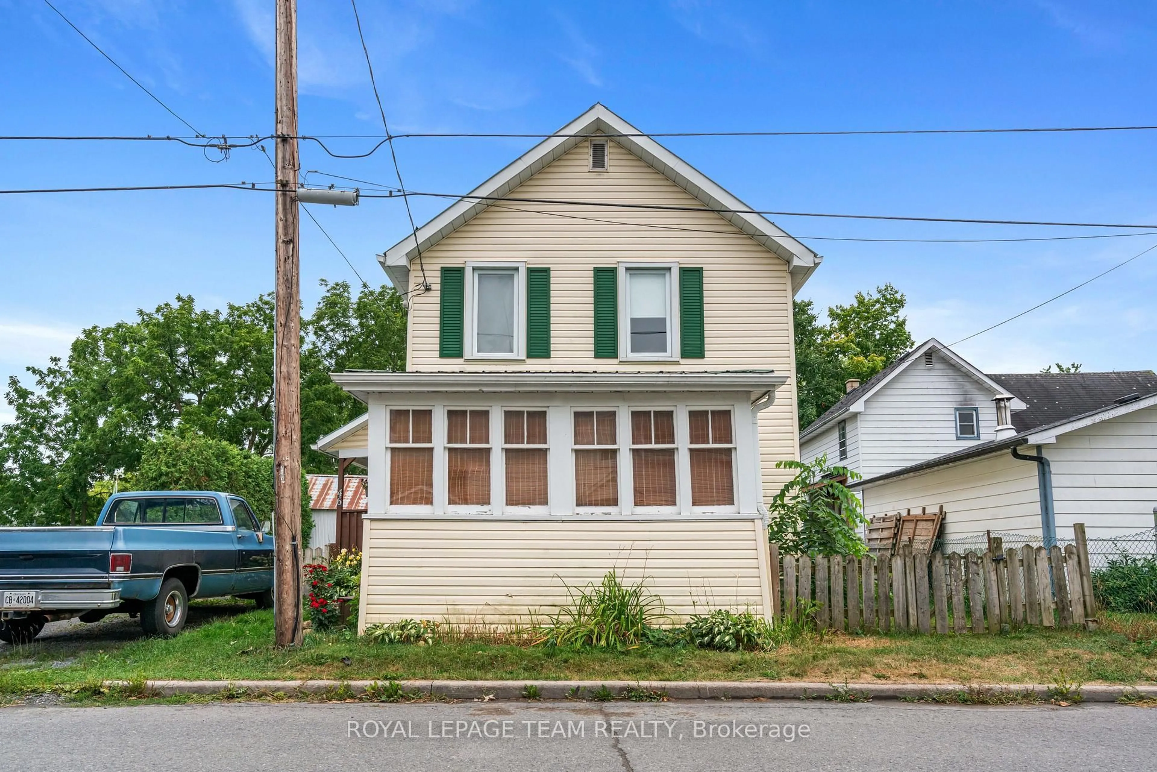 Home with vinyl exterior material, street for 46 Joseph St, North Dundas Ontario K0C 1H0