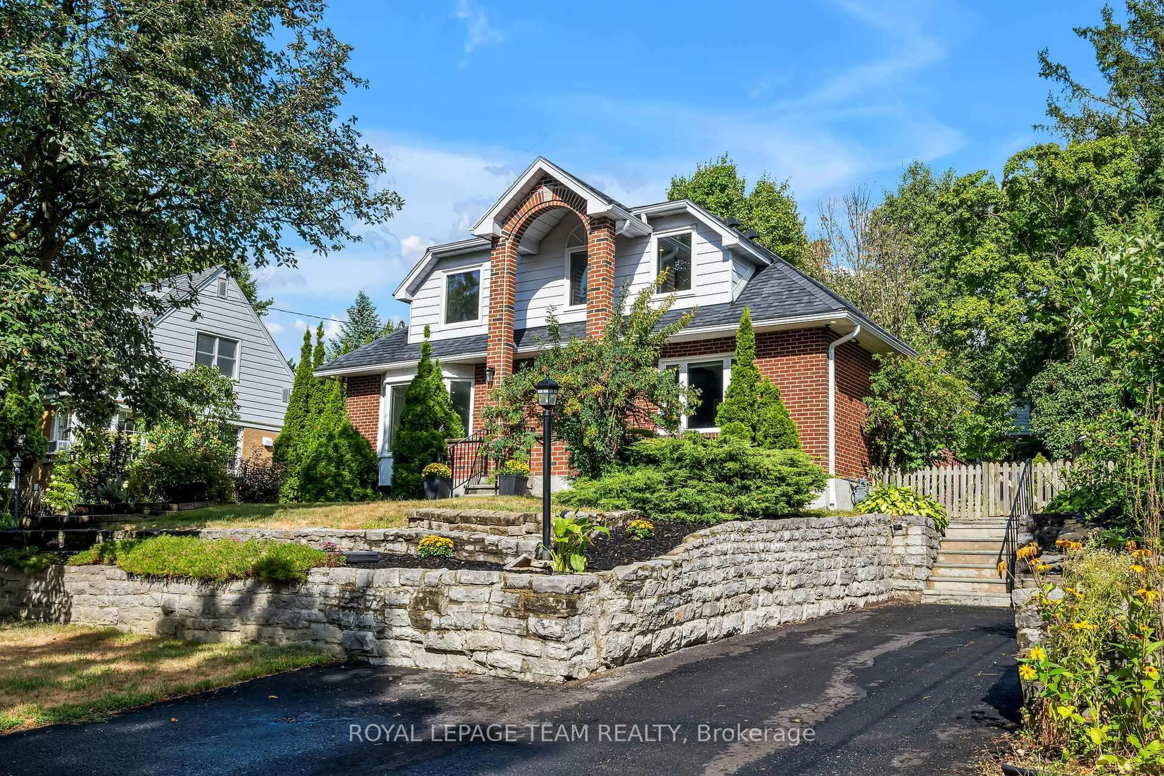 Home with brick exterior material, street for 2233 BEAVER Ave, Ottawa Ontario K1H 7W3
