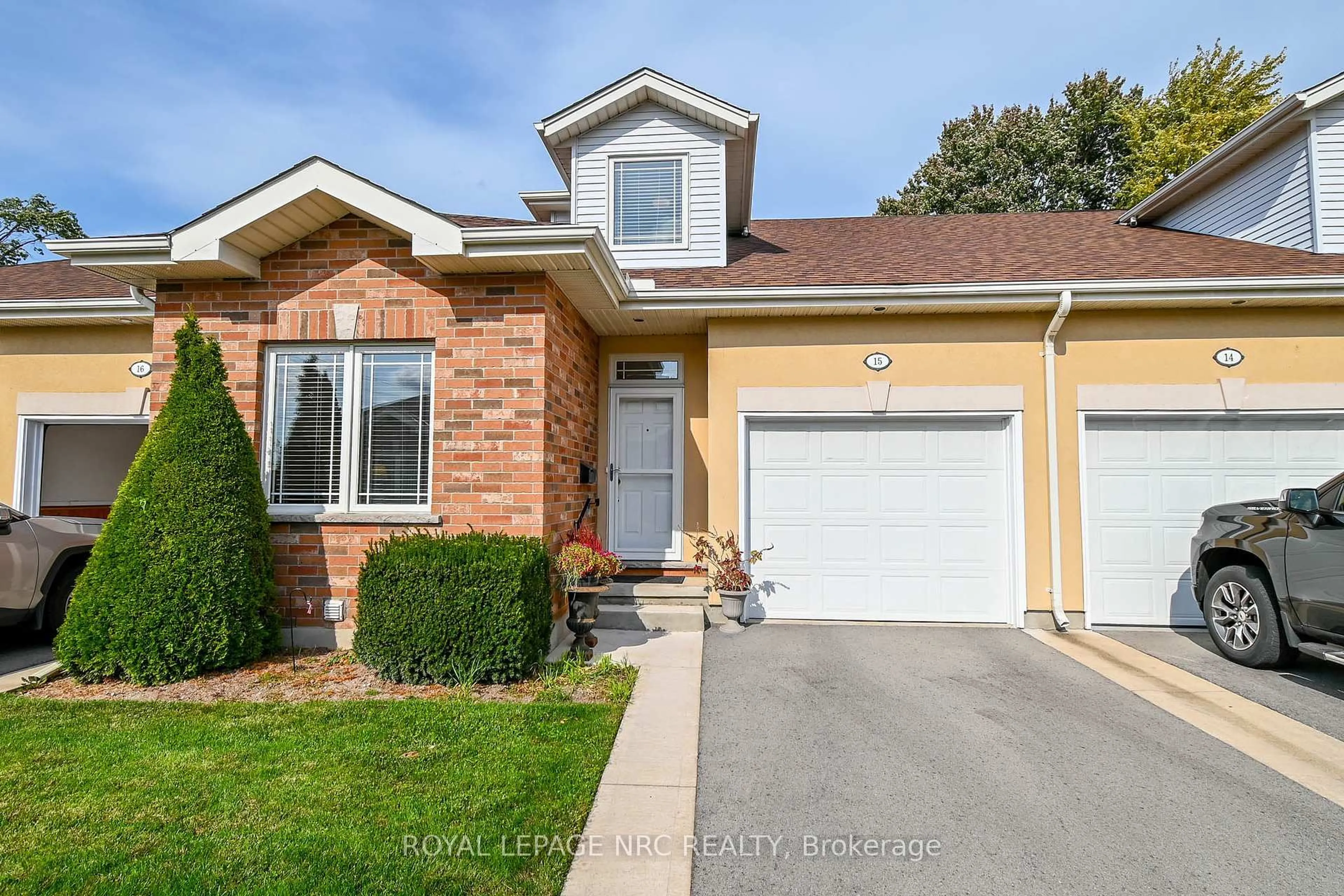 Home with brick exterior material, street for 4300 Kalar Rd #15, Niagara Falls Ontario L2H 1S8