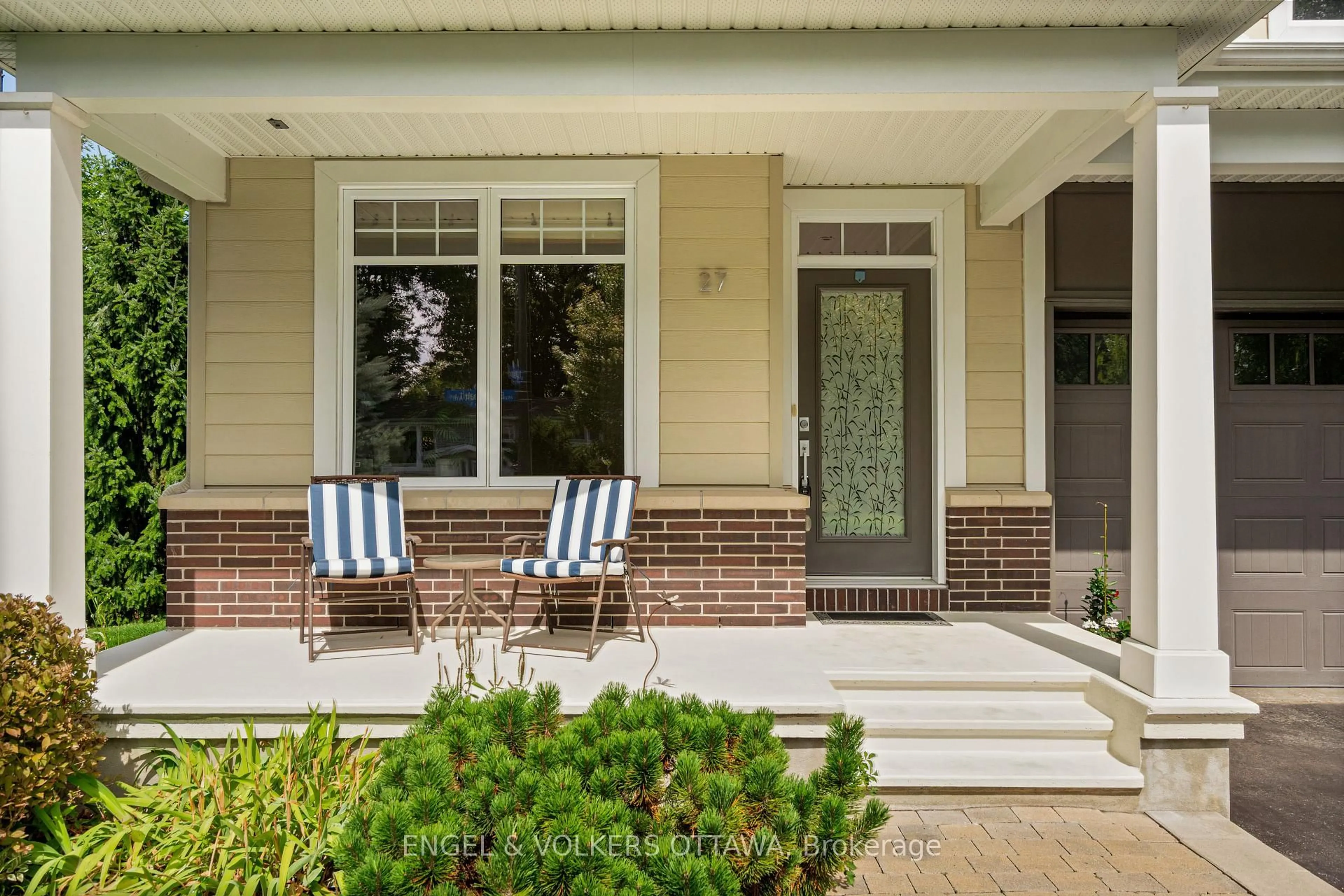 Home with brick exterior material, street for 27 Esquimault Ave, Ottawa Ontario K2H 6Z4