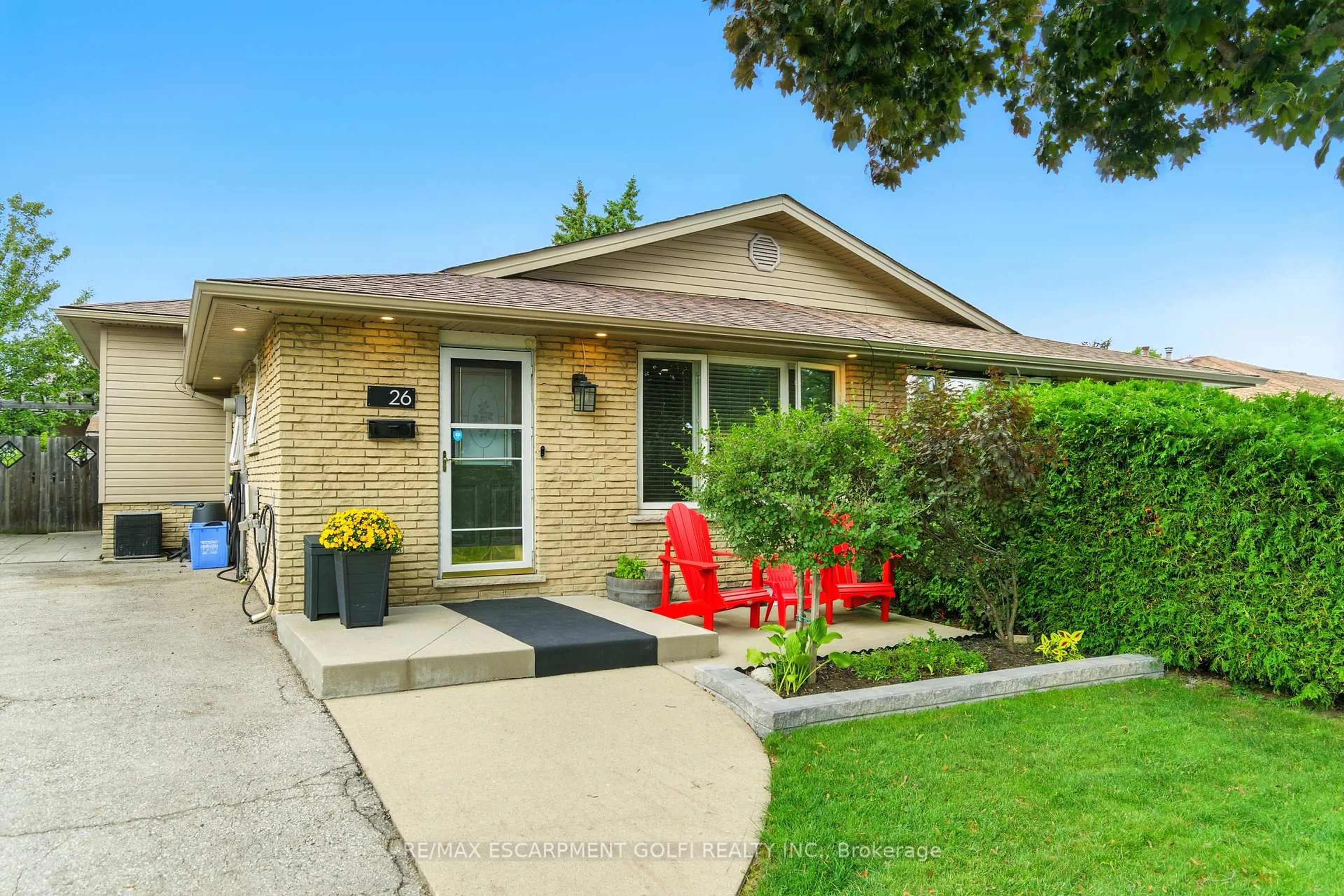 Home with brick exterior material, street for 26 Gillard St, Hamilton Ontario L9C 6C1